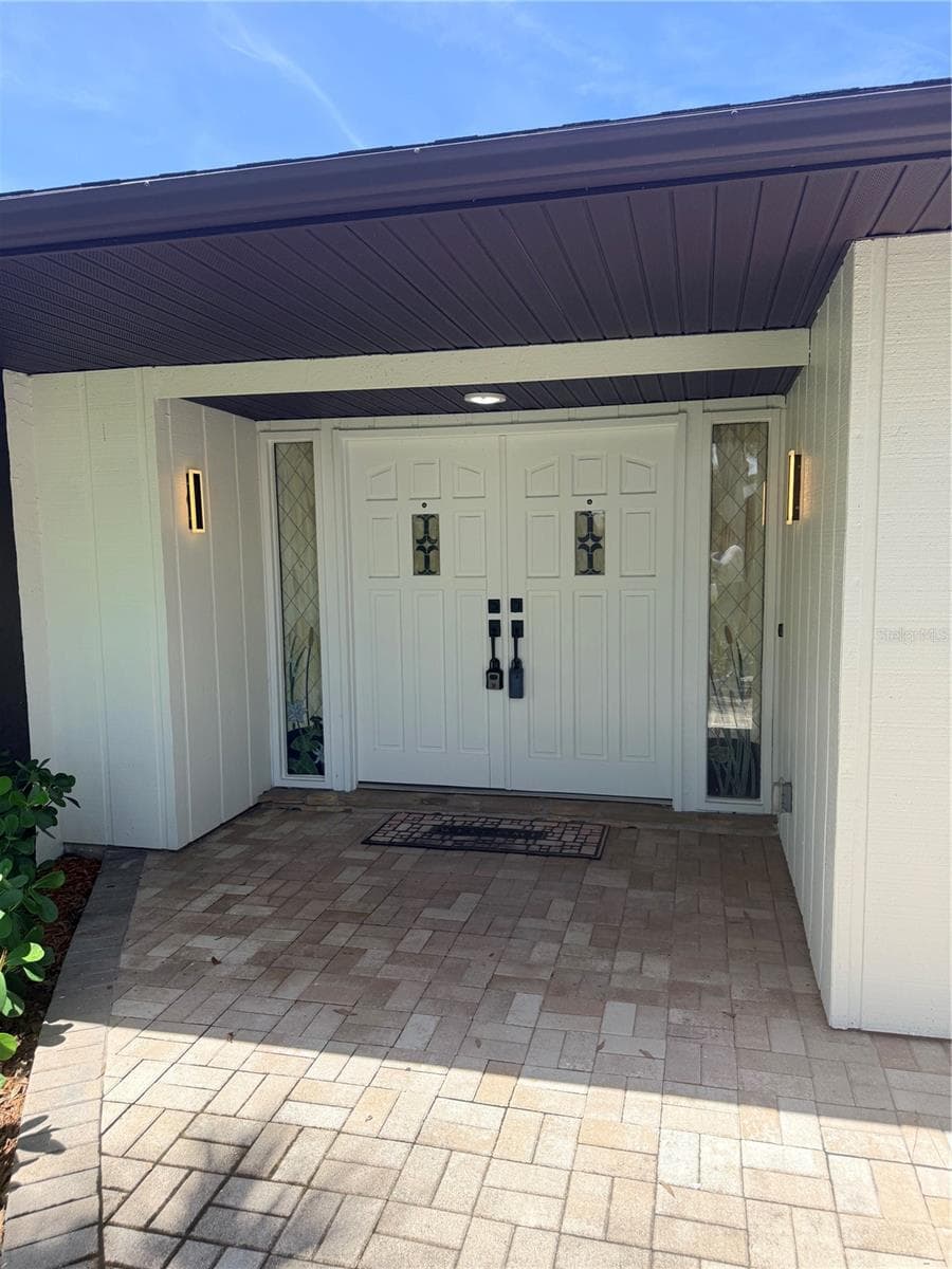 5507 Nimitz Rd photo 4