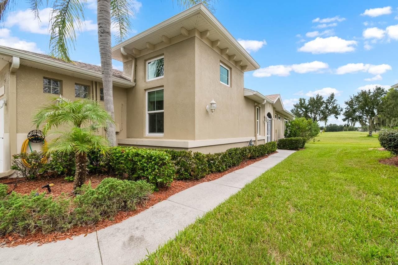 1160 Jameson Greens Dr photo 4