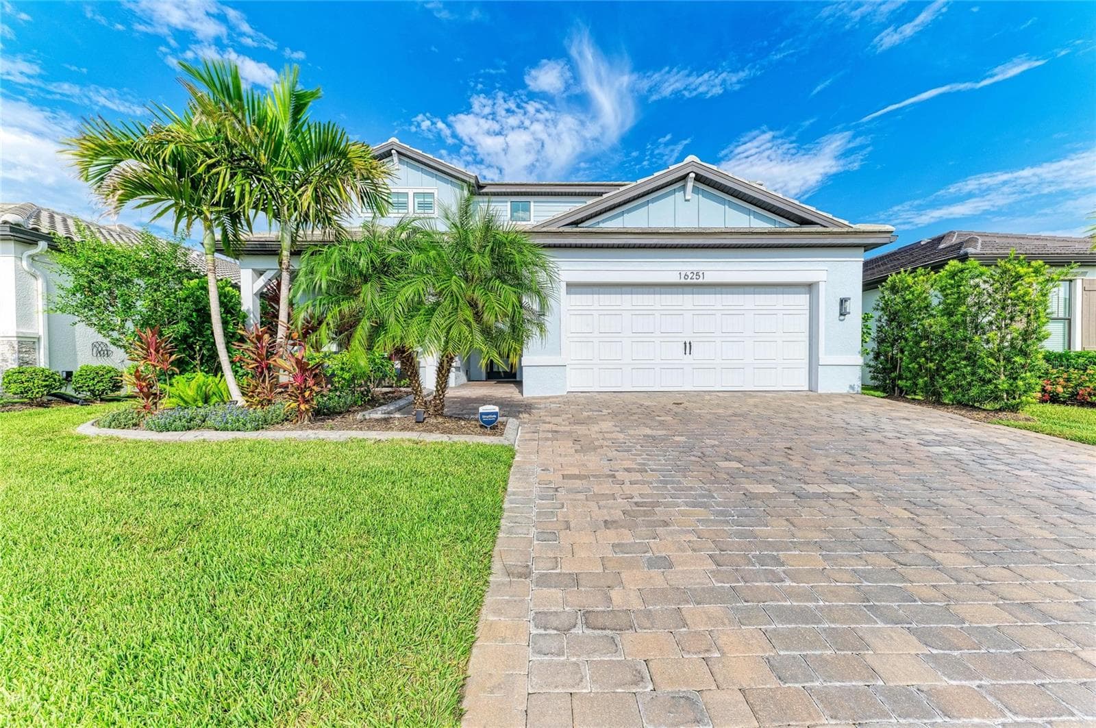 16251 Hidden Oak Loop photo 5