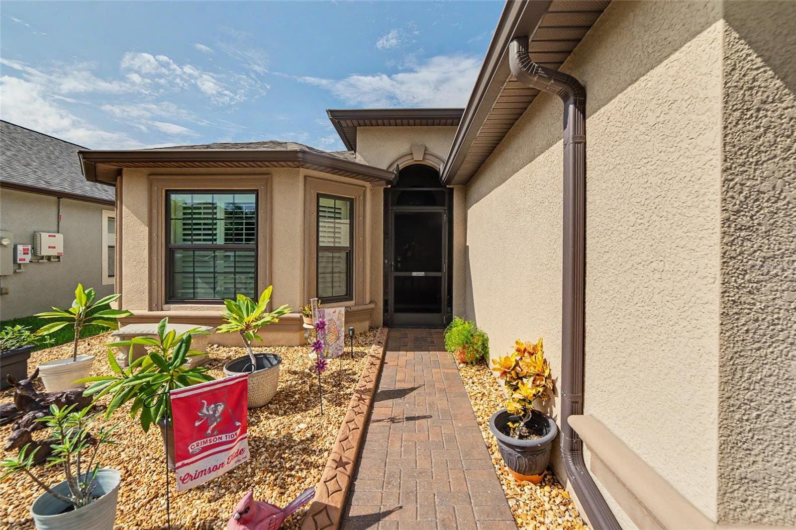 14219 Stockwell Ln photo 2