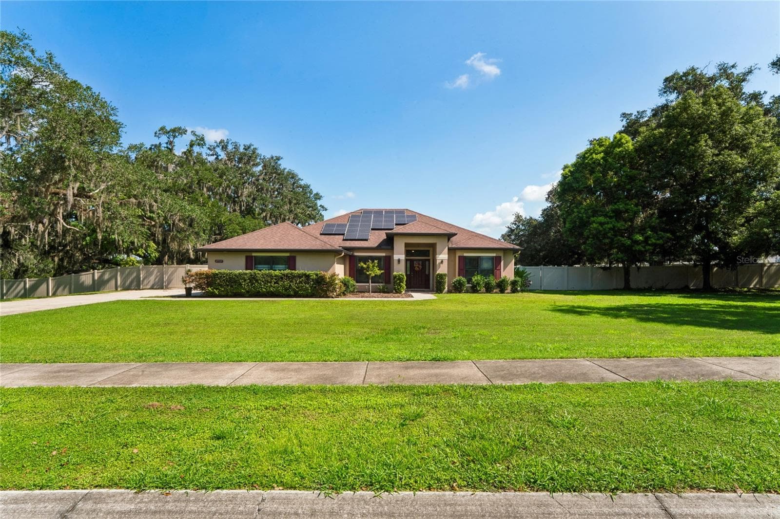 27725 Century Oaks CT photo 3