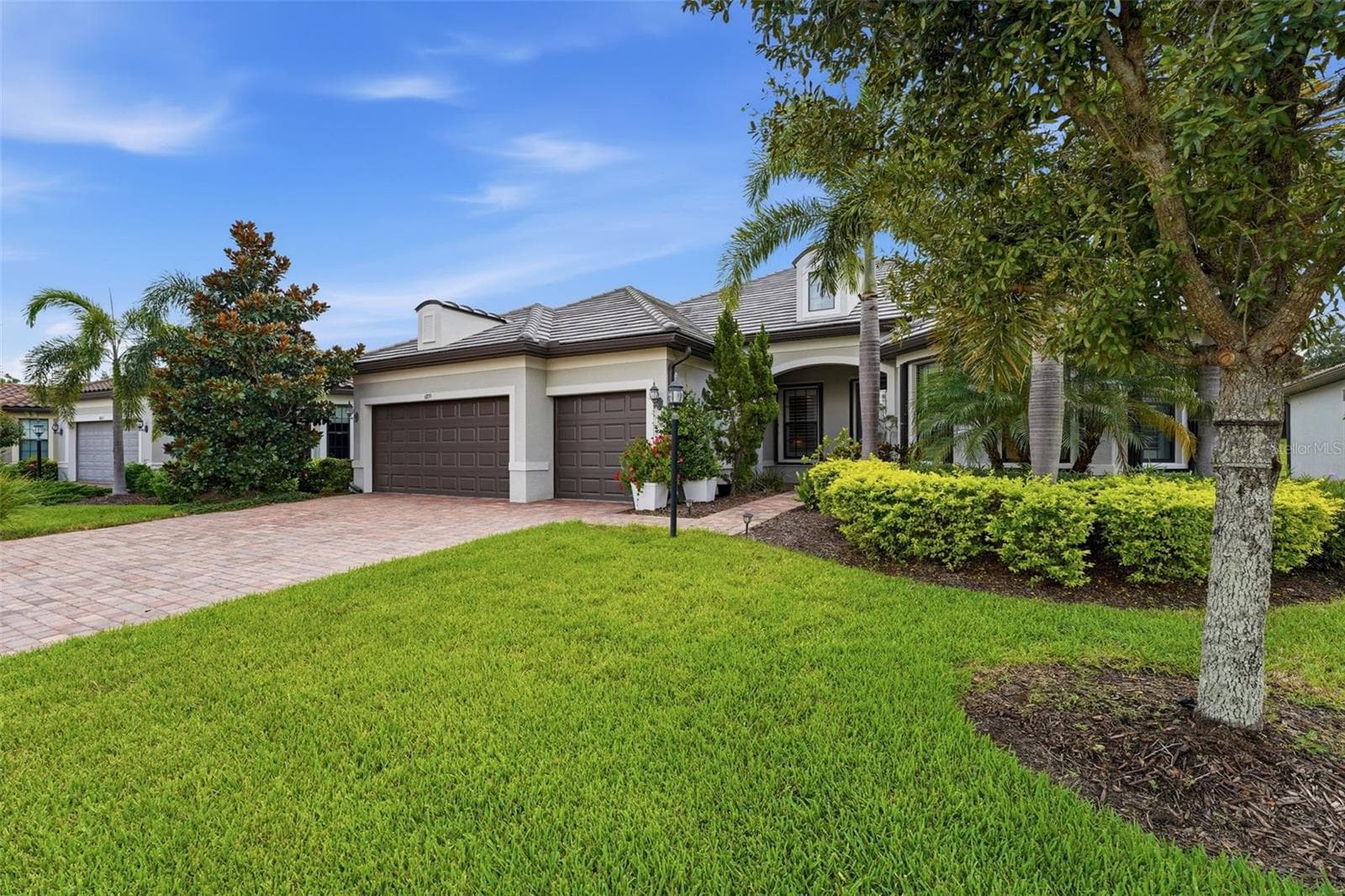 6839 Chester Trl photo 3