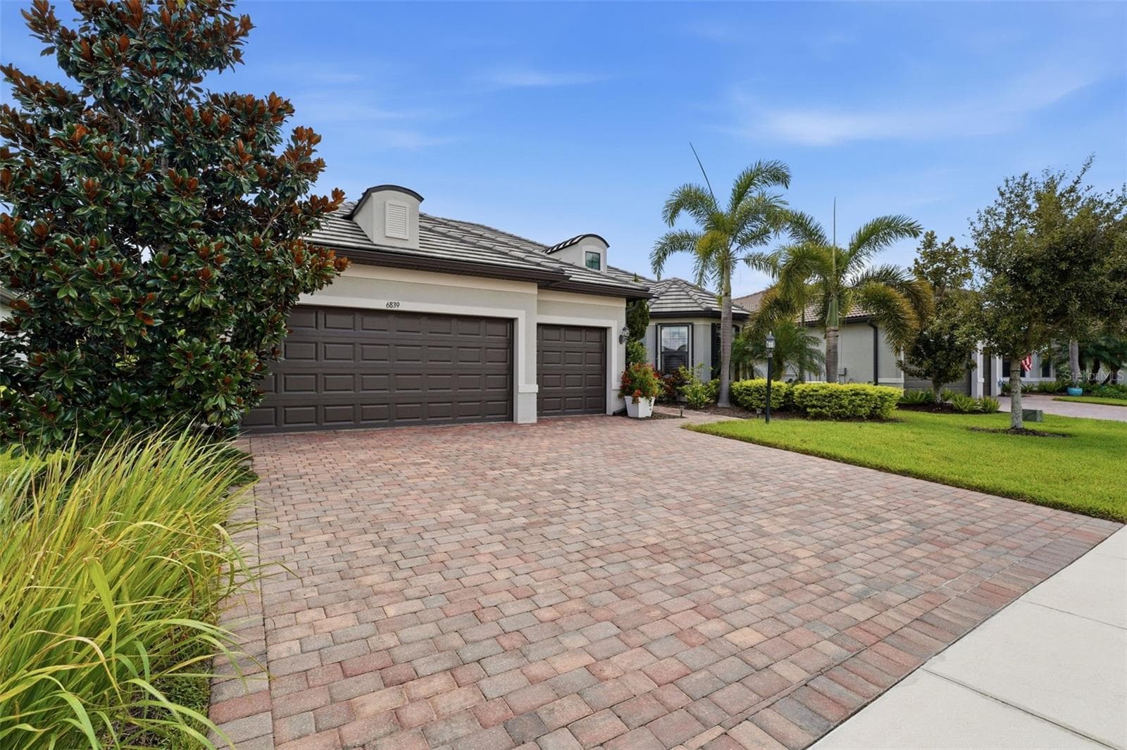 6839 Chester Trl photo 4