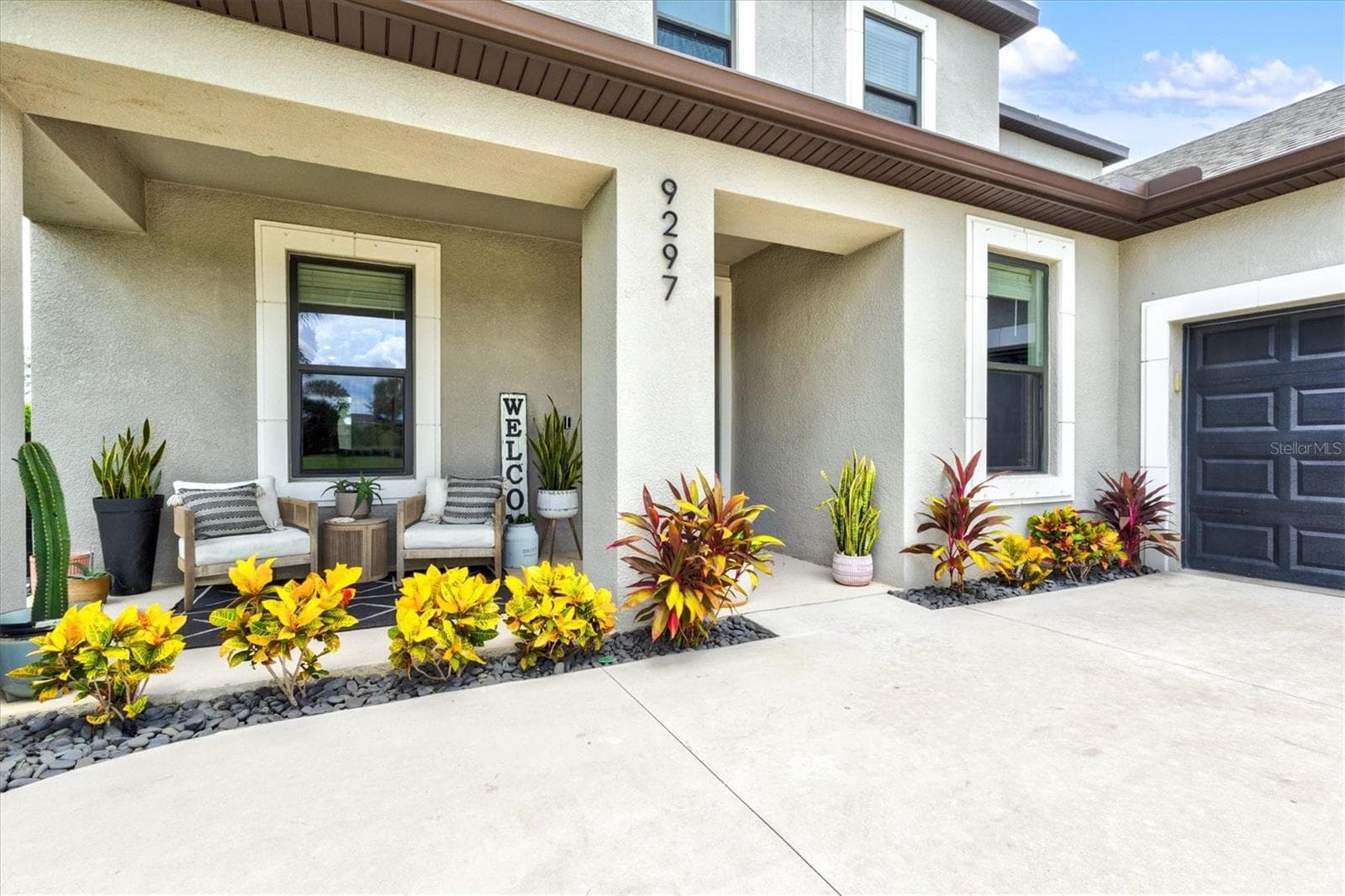 9297 Tequila Sunrise Dr photo 3