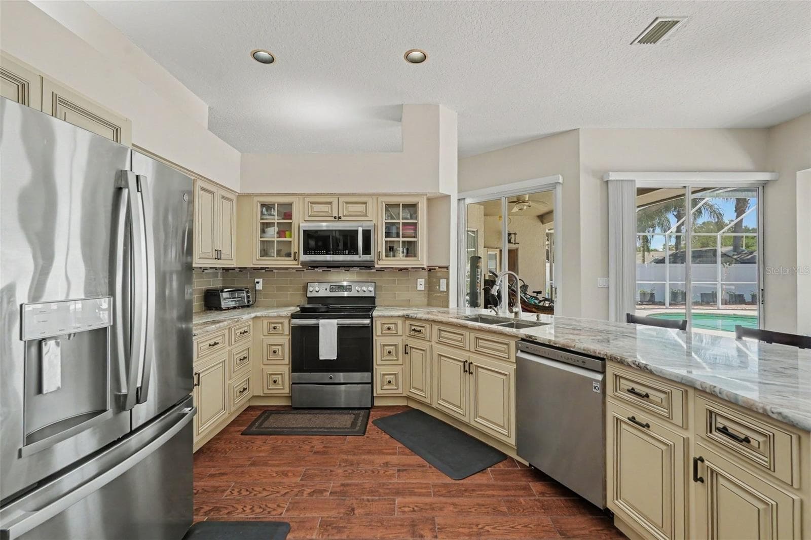 12410 Driftstone Way photo 3