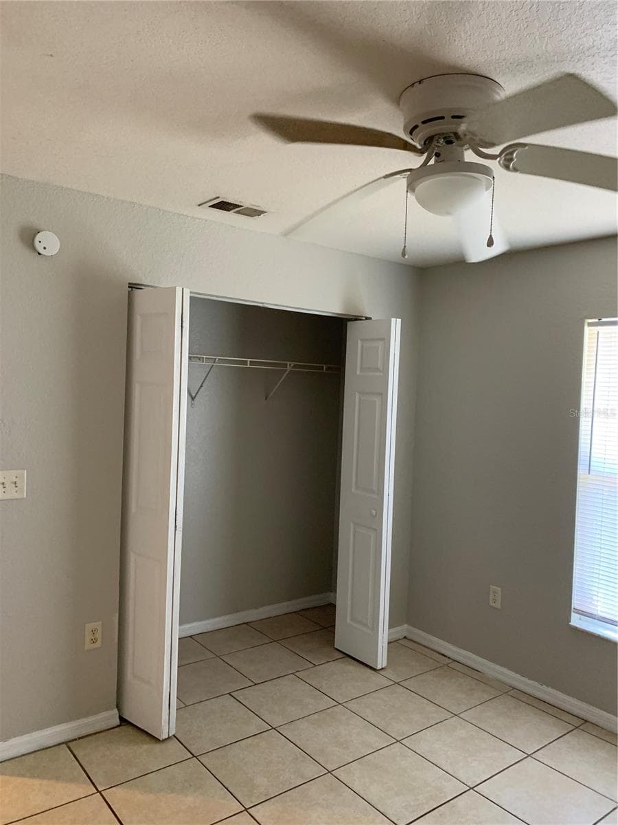 1216 Fairway Dr photo 5
