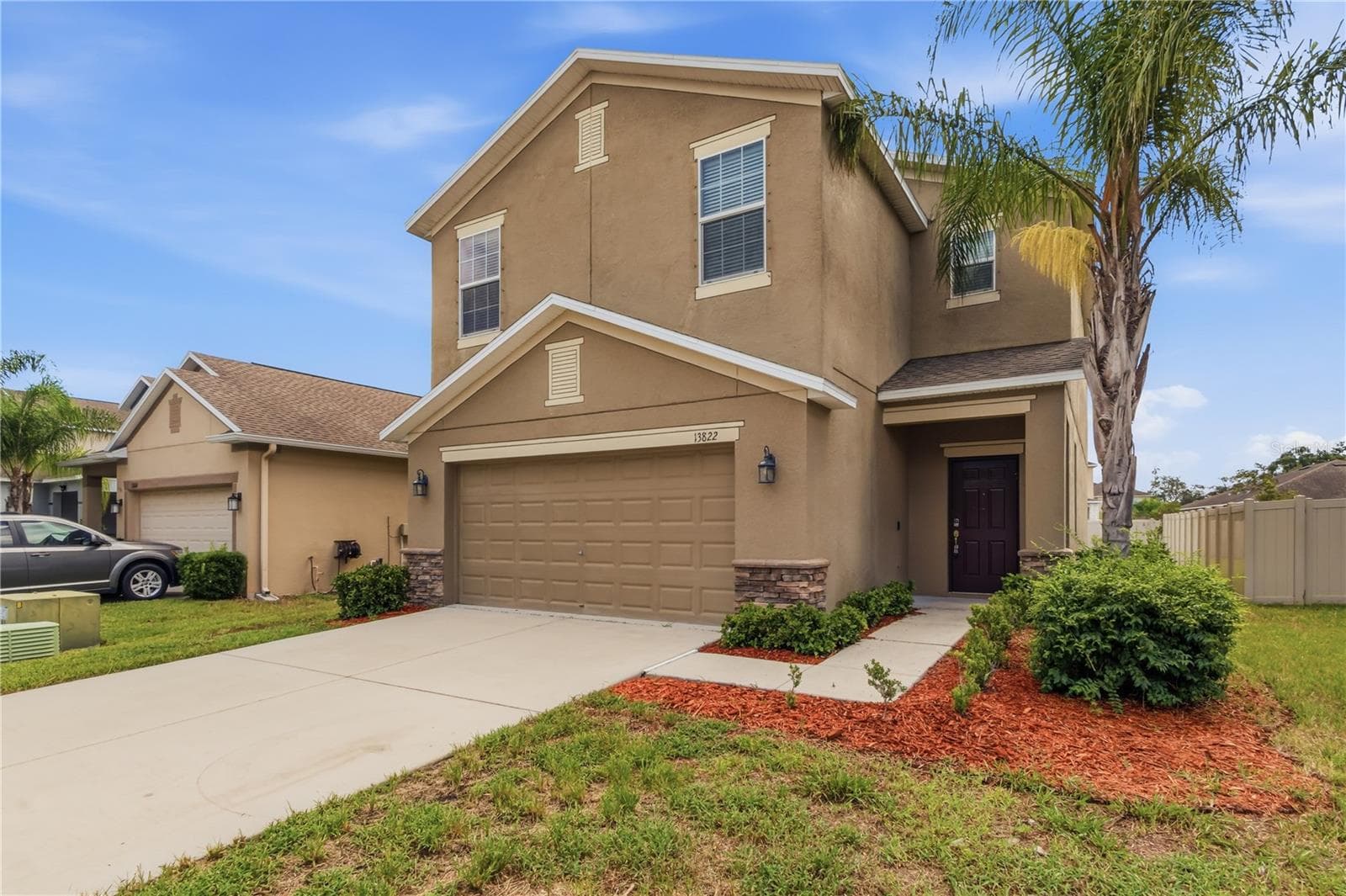 13822 Reindeer Cir photo 3