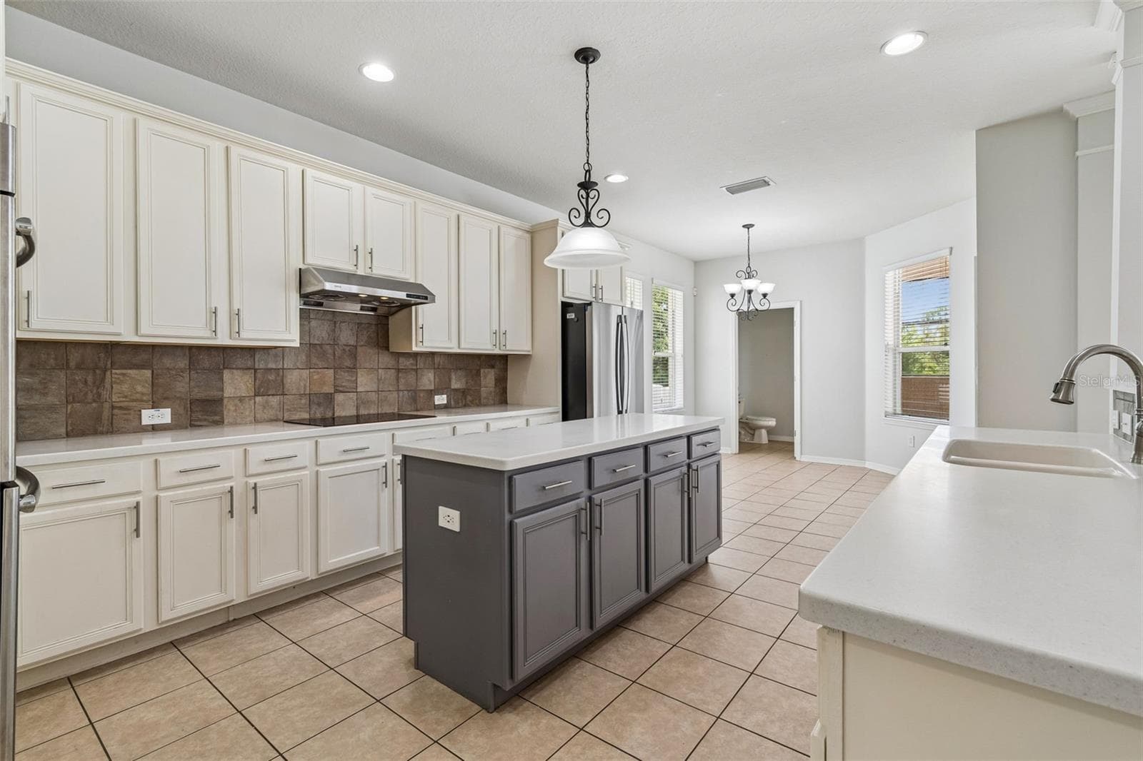 8523 Northton Groves Blvd photo 3