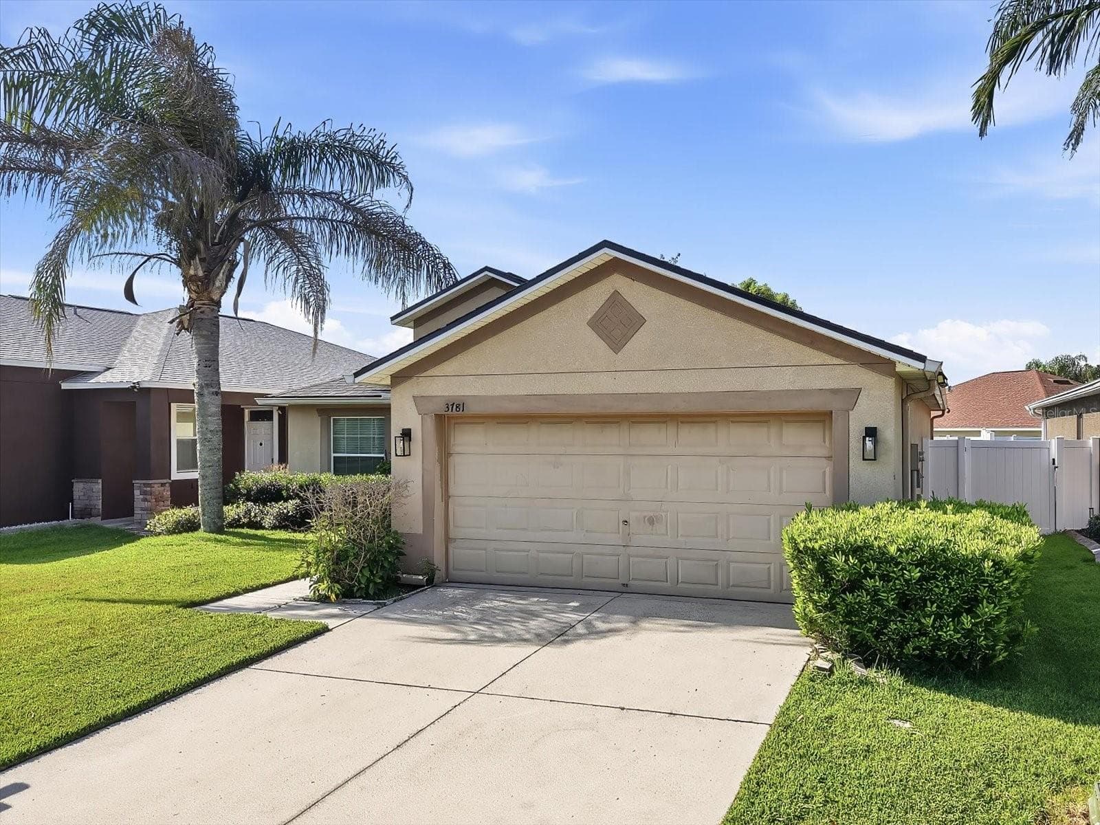 3781 Madbury Cir photo 3