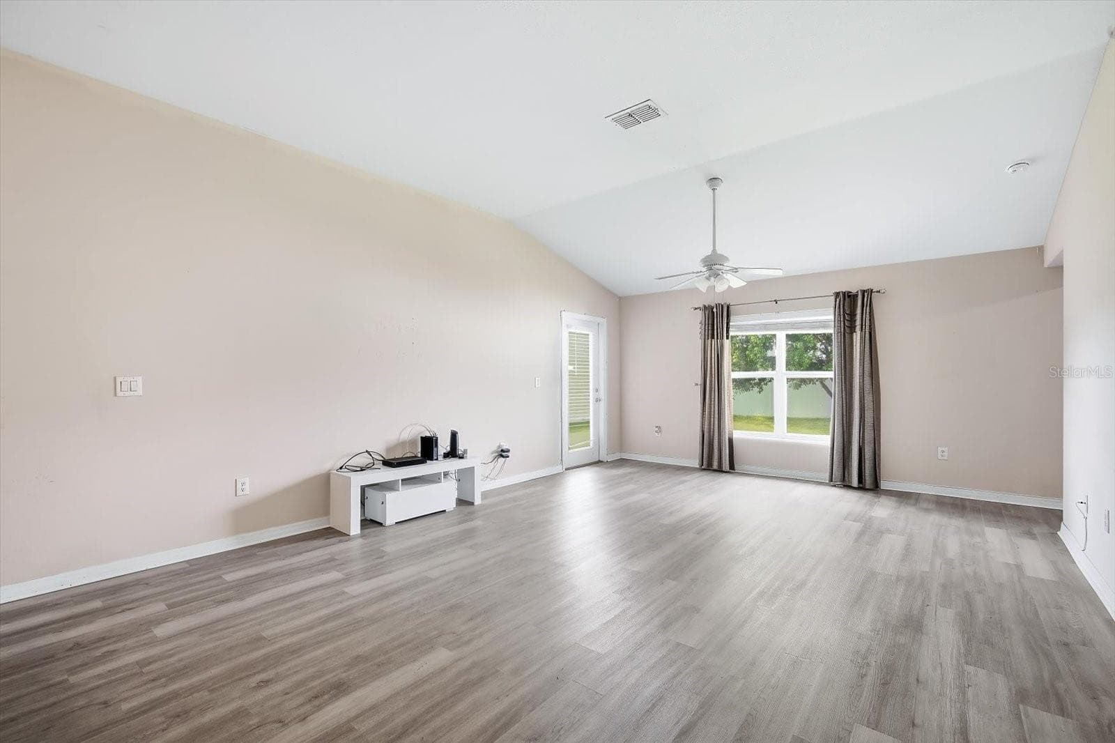 3781 Madbury Cir photo 5