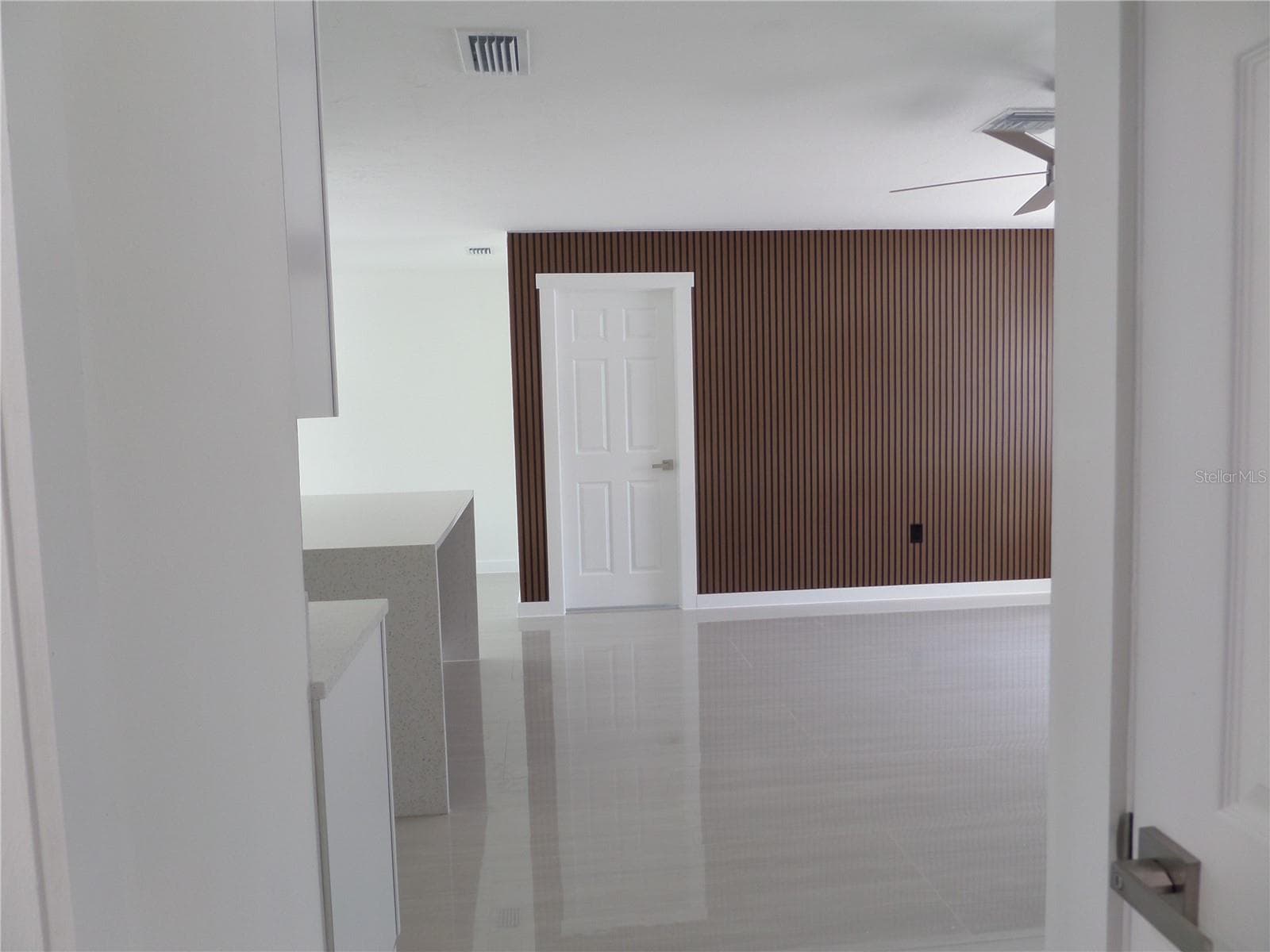 4925 Silk Oak Dr photo 5