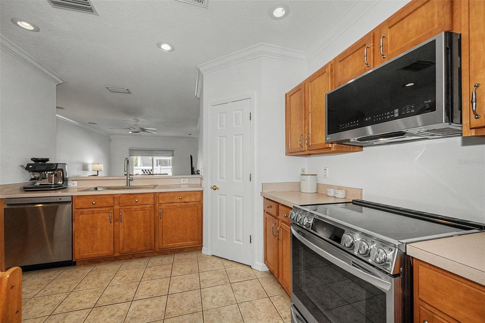4909 Elizabeth Anne Cir photo 4
