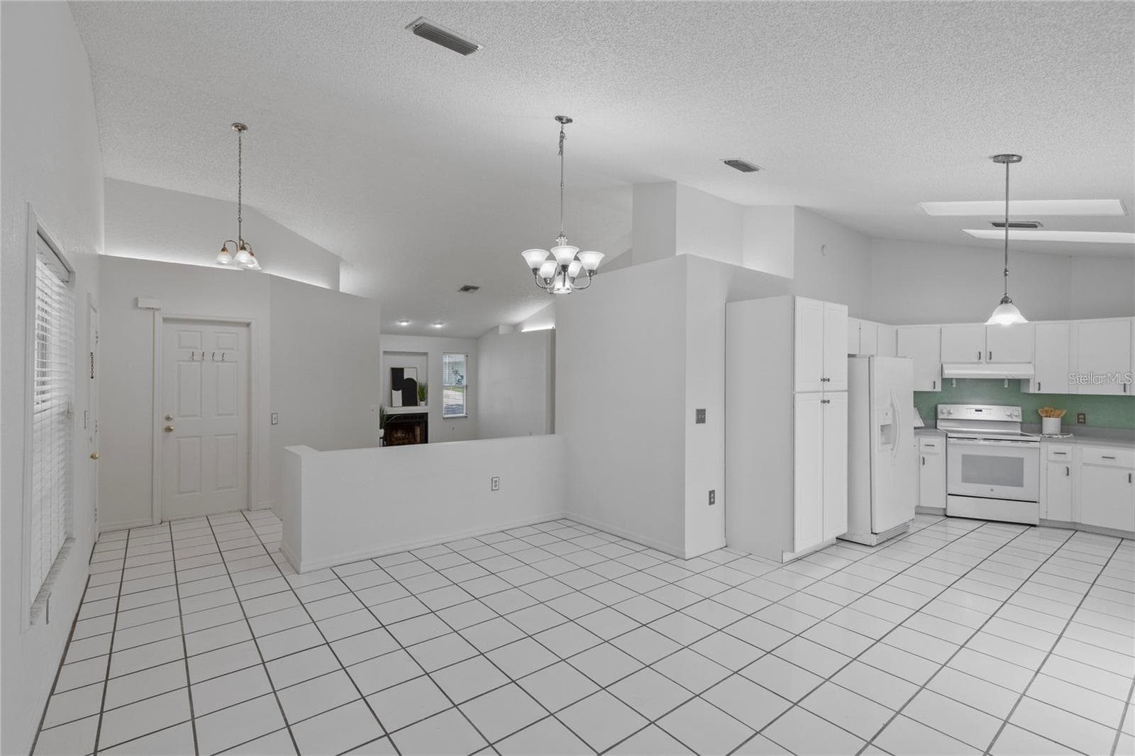 5116 Plantation Dr photo 5