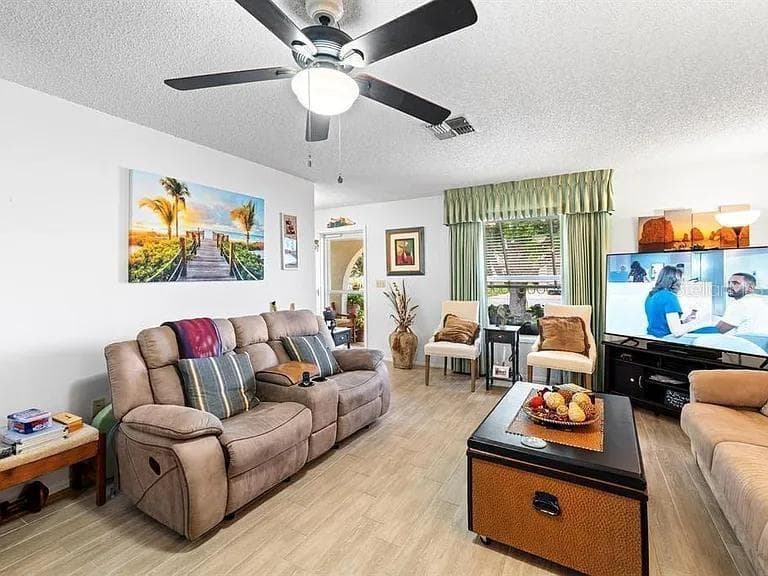 11404 Stansberry Dr photo 3