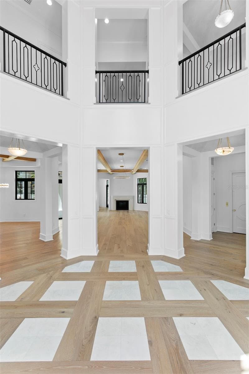 3907 Bayshore Blvd photo 3