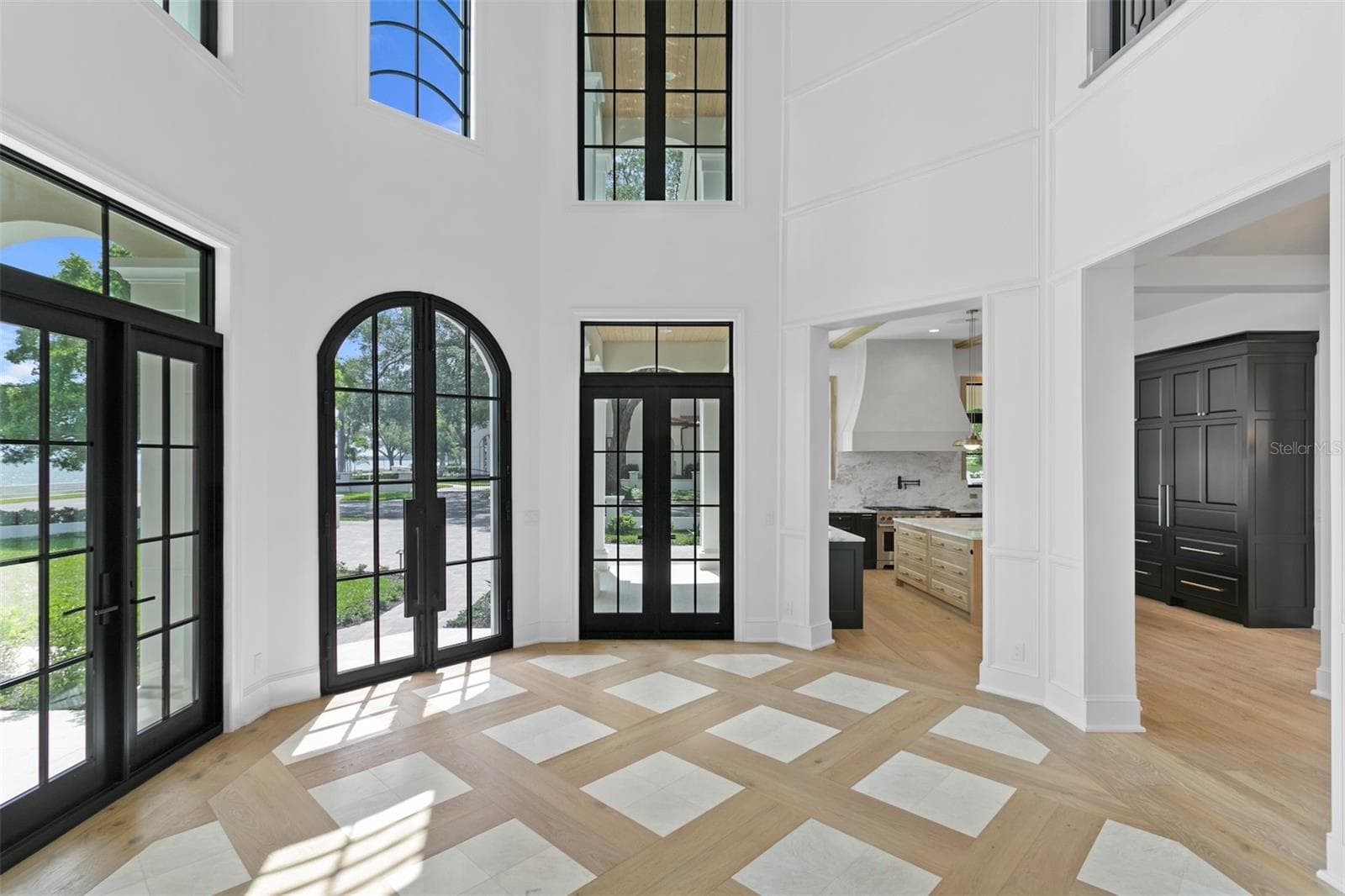 3907 Bayshore Blvd photo 4