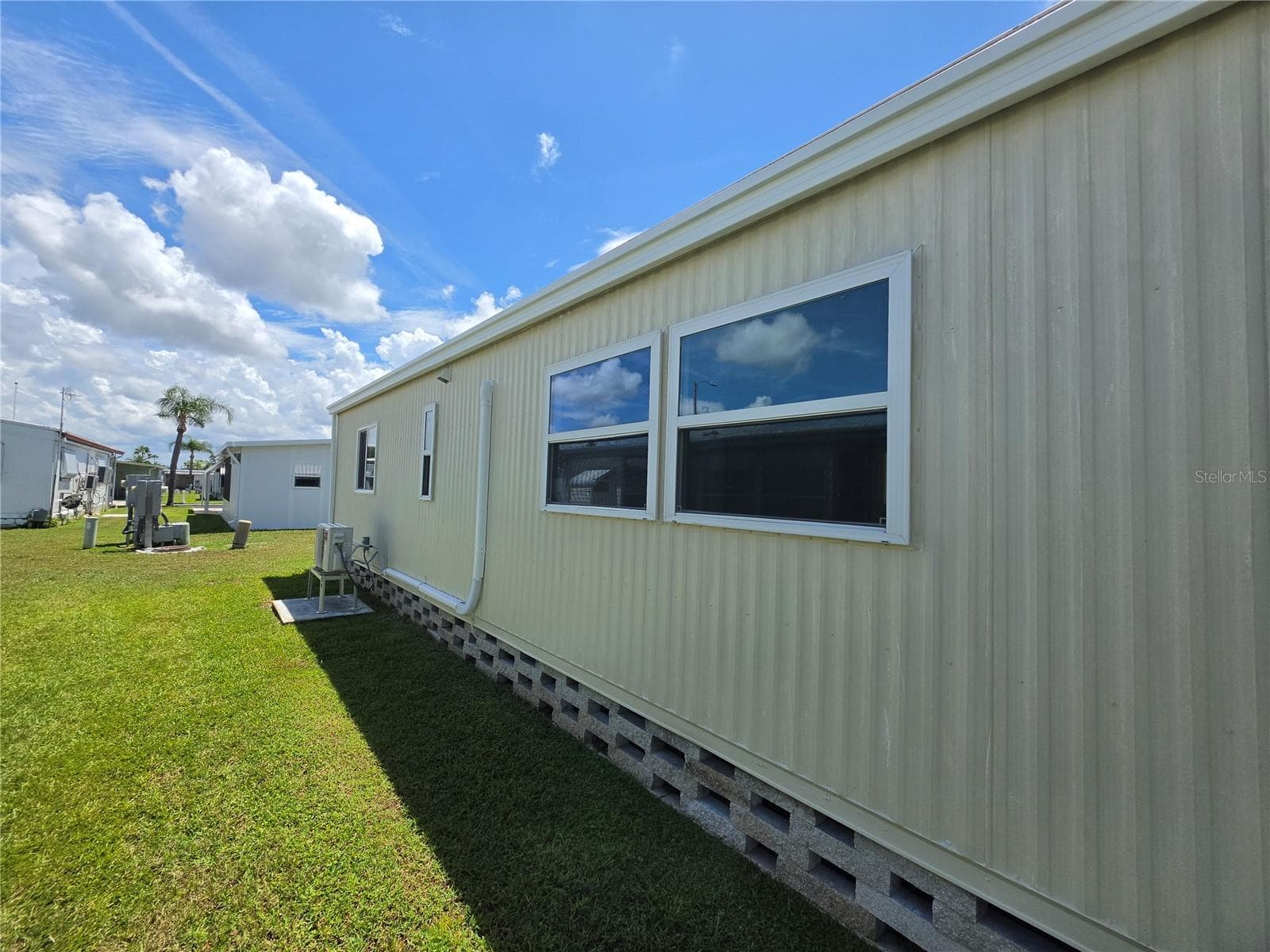 10924 Heritage Dr photo 3