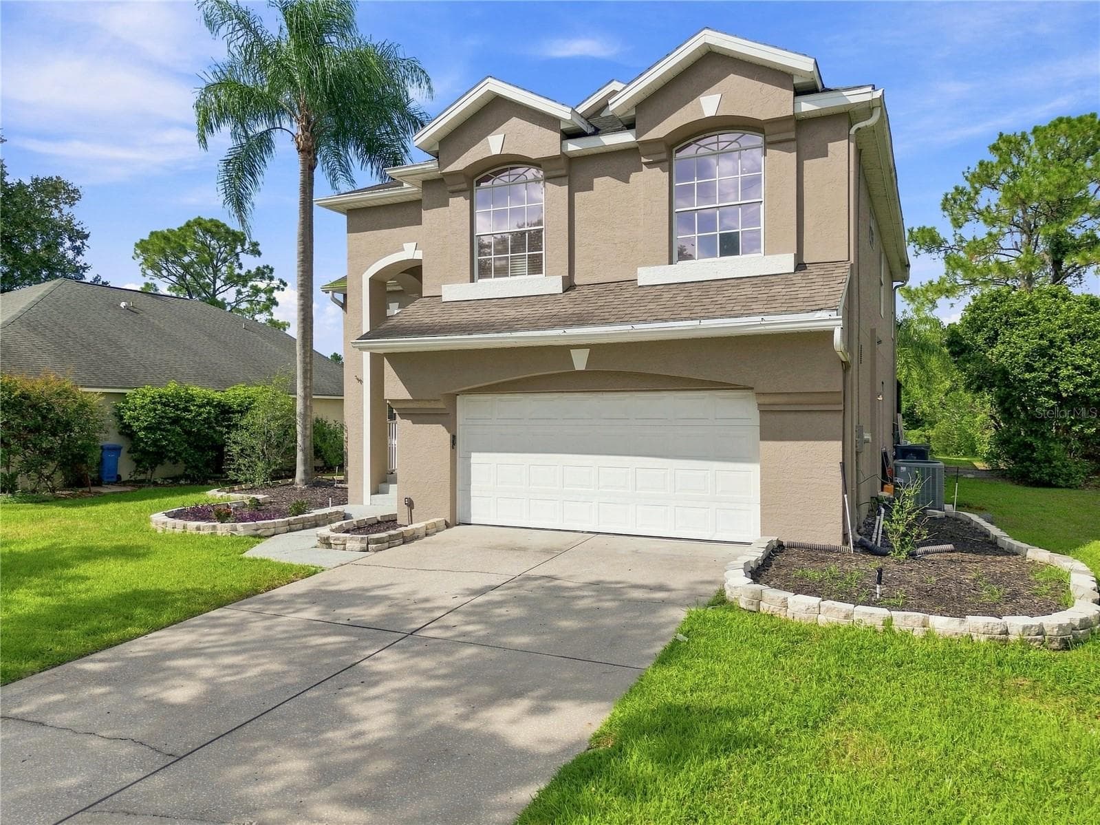 7326 Yardley Way photo 3