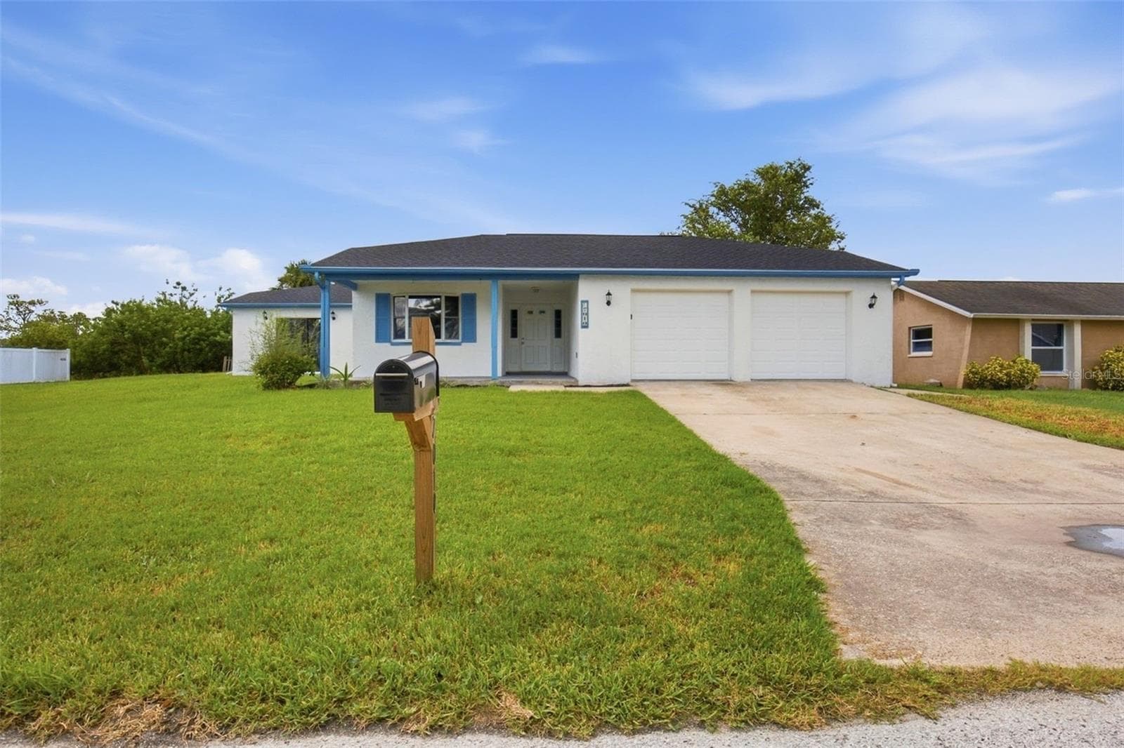 7010 Southwind Dr photo 2