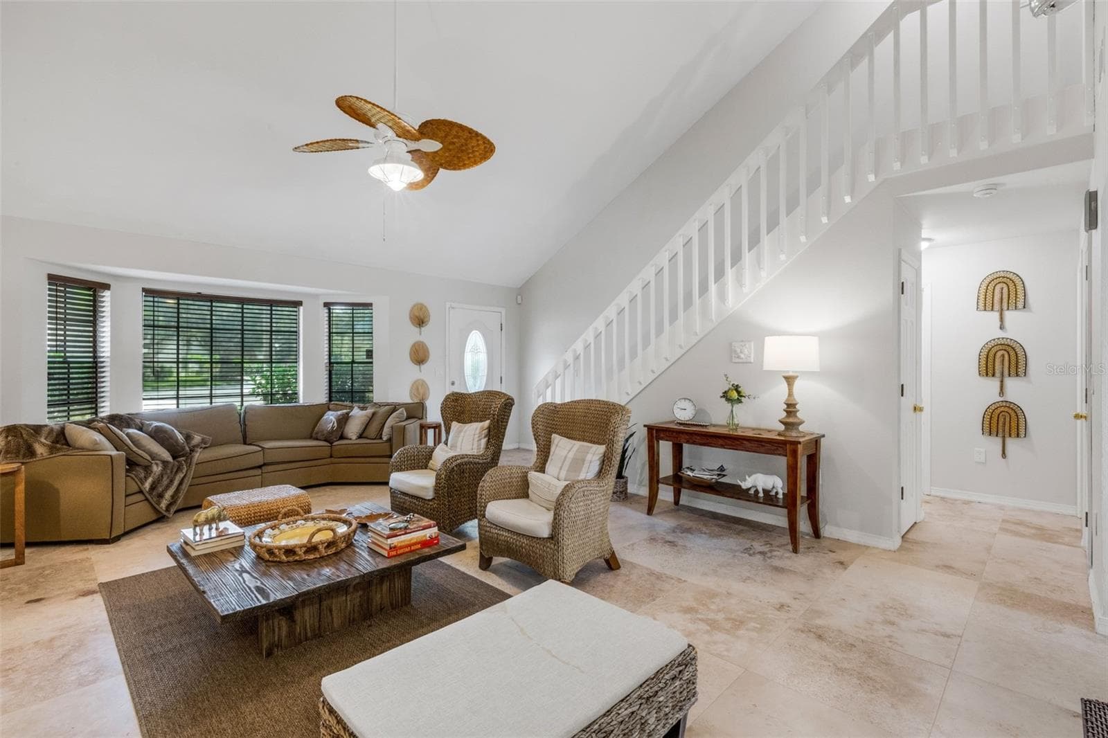 3476 Shady Brook Ln photo 4