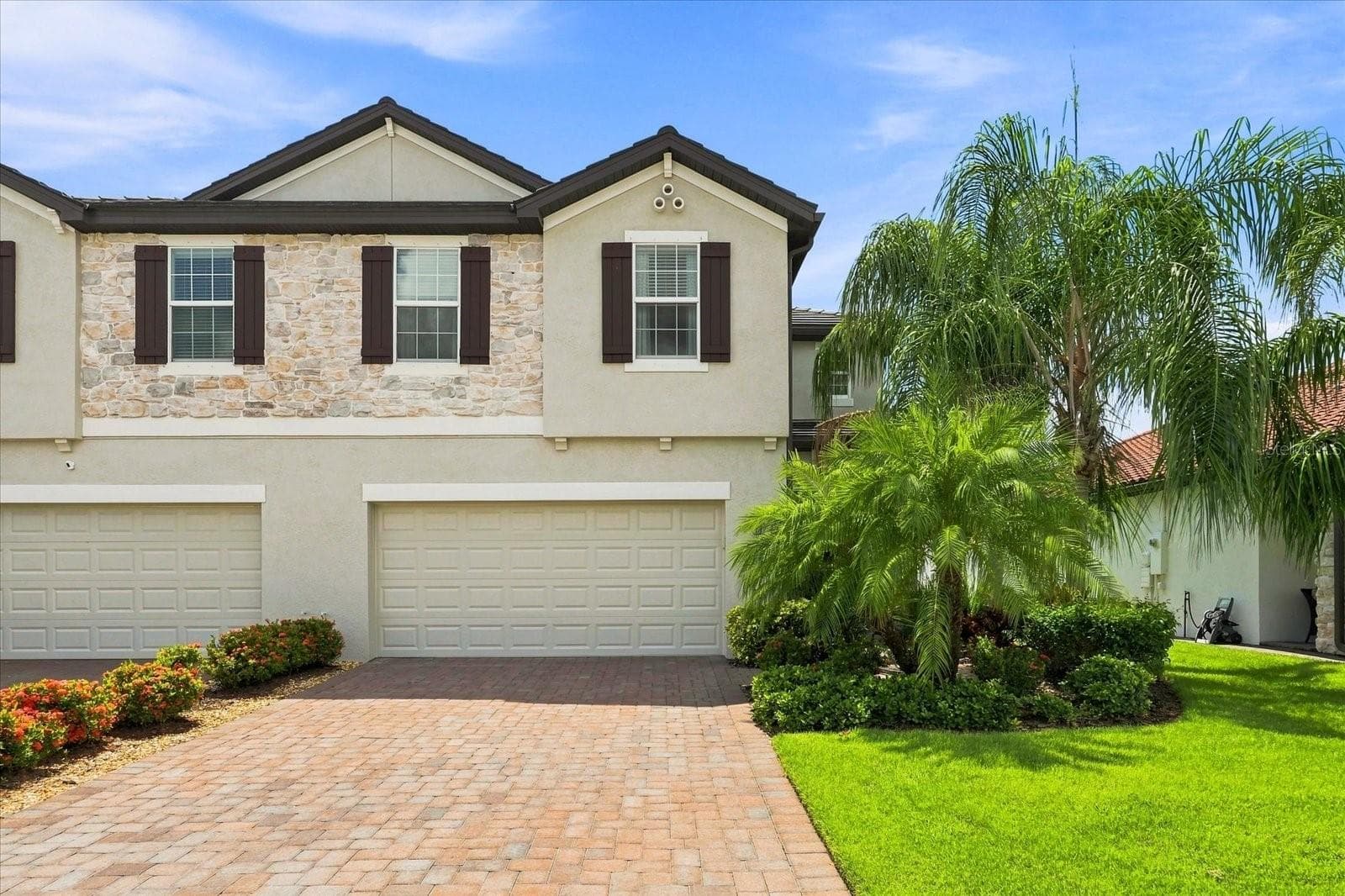 2528 Starwood CT photo 2