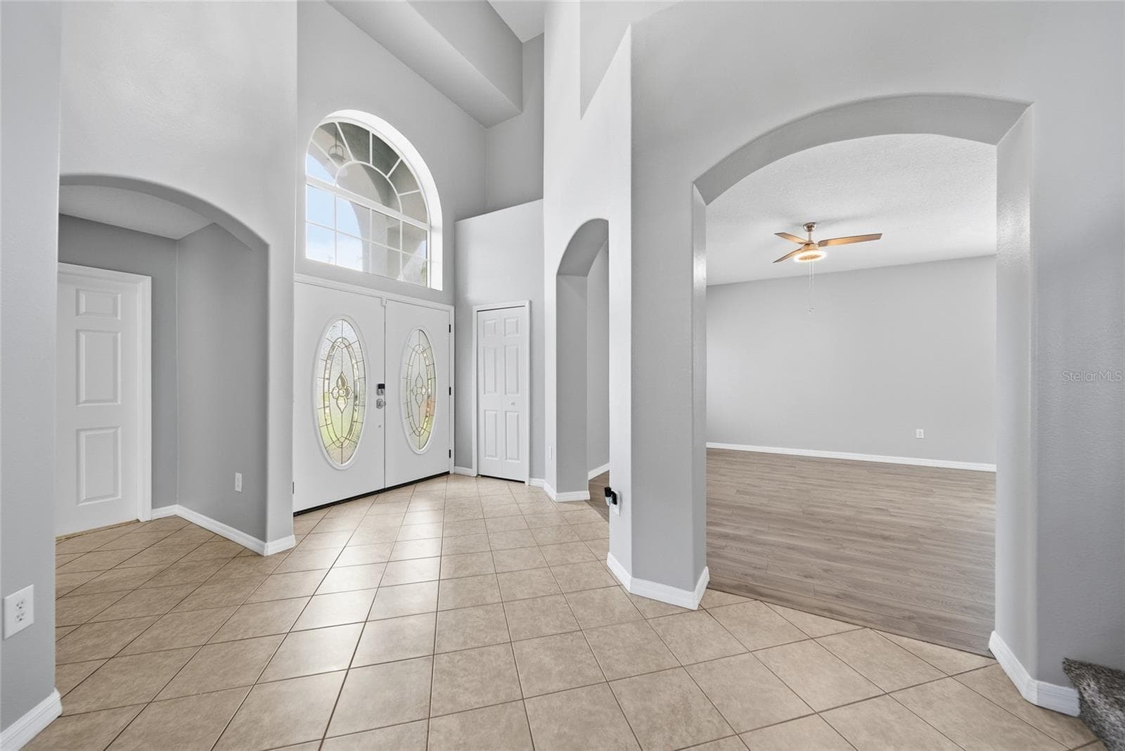 1533 Amaryllis CT photo 5