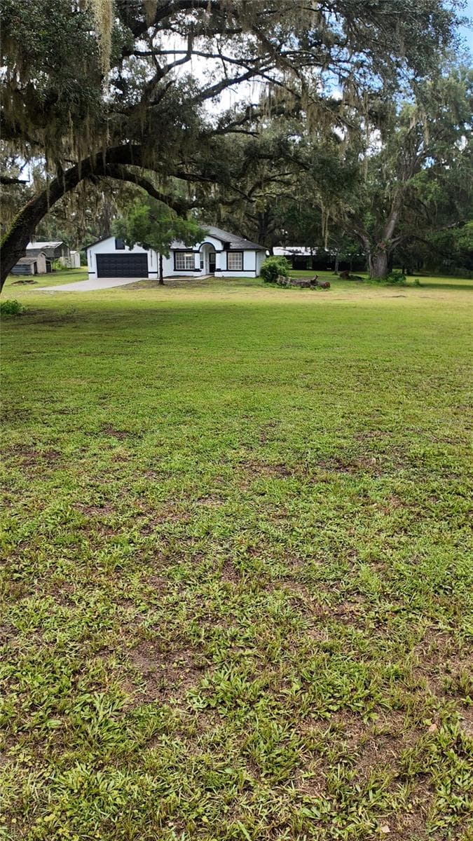 26348 Crooked Tree Ln photo 2