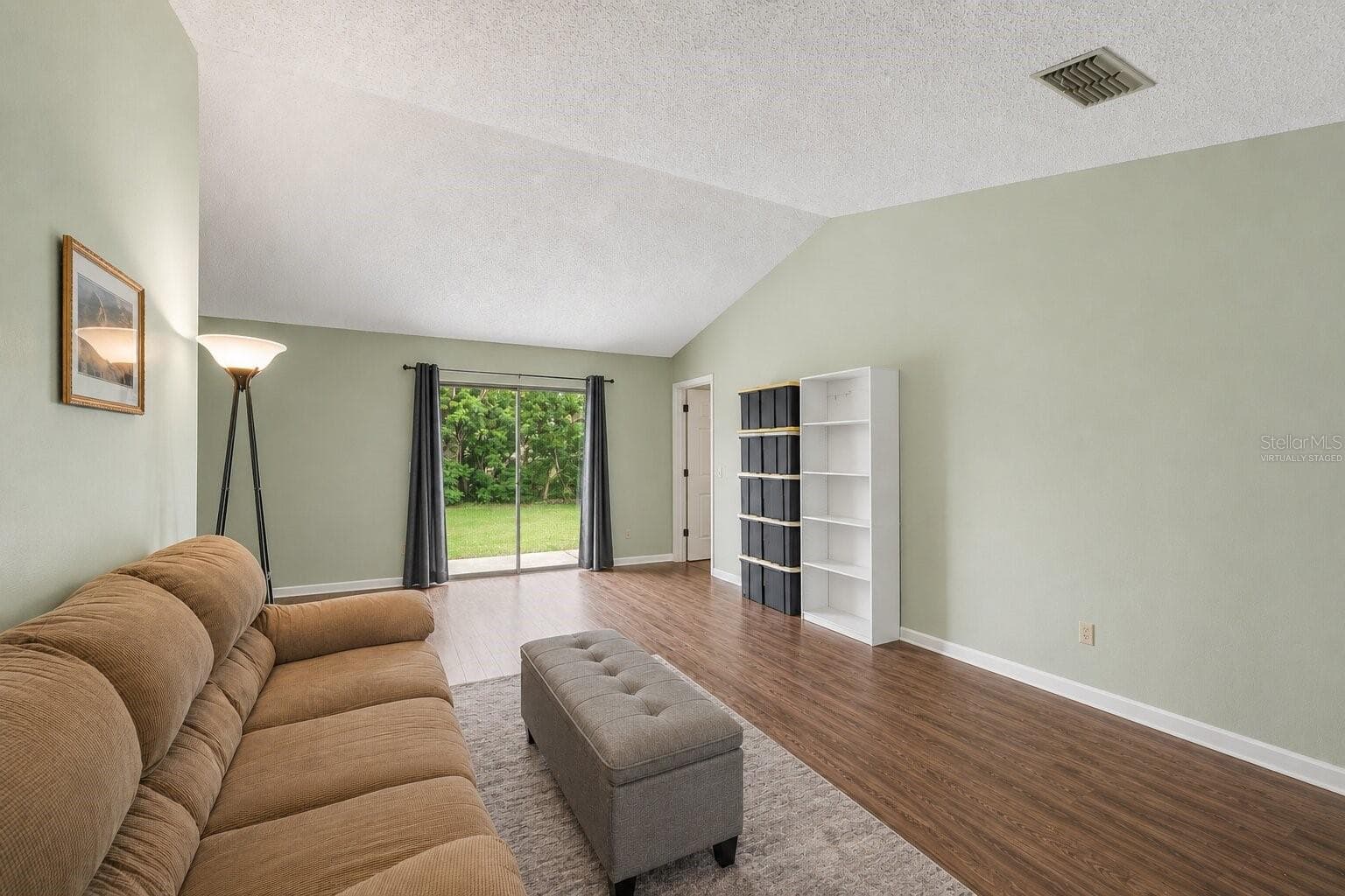 9074 Heather Blvd photo 4