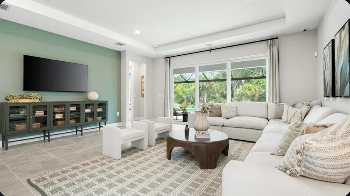 725 Sky Shade Dr photo 3