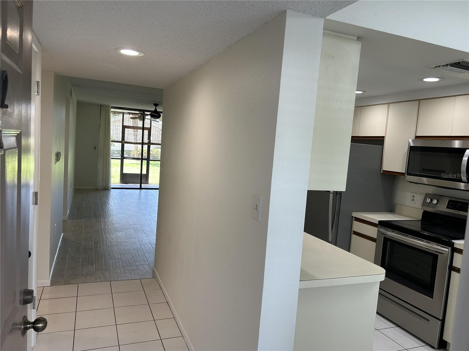1316 Pasadena Ave S #102 photo 5