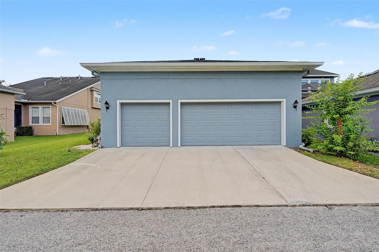 10325 Palladio Dr photo 3