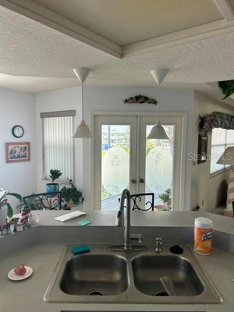 13937 Ethel Ave photo 3