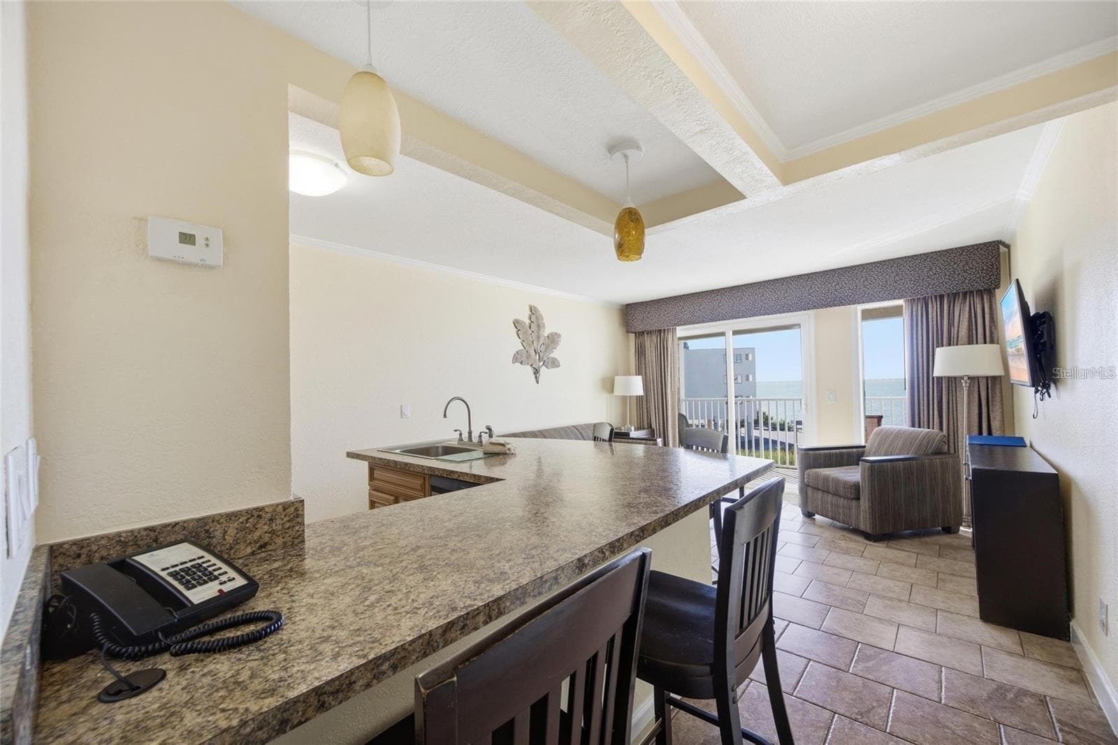 2506 N Rocky Point Dr #315 photo 3
