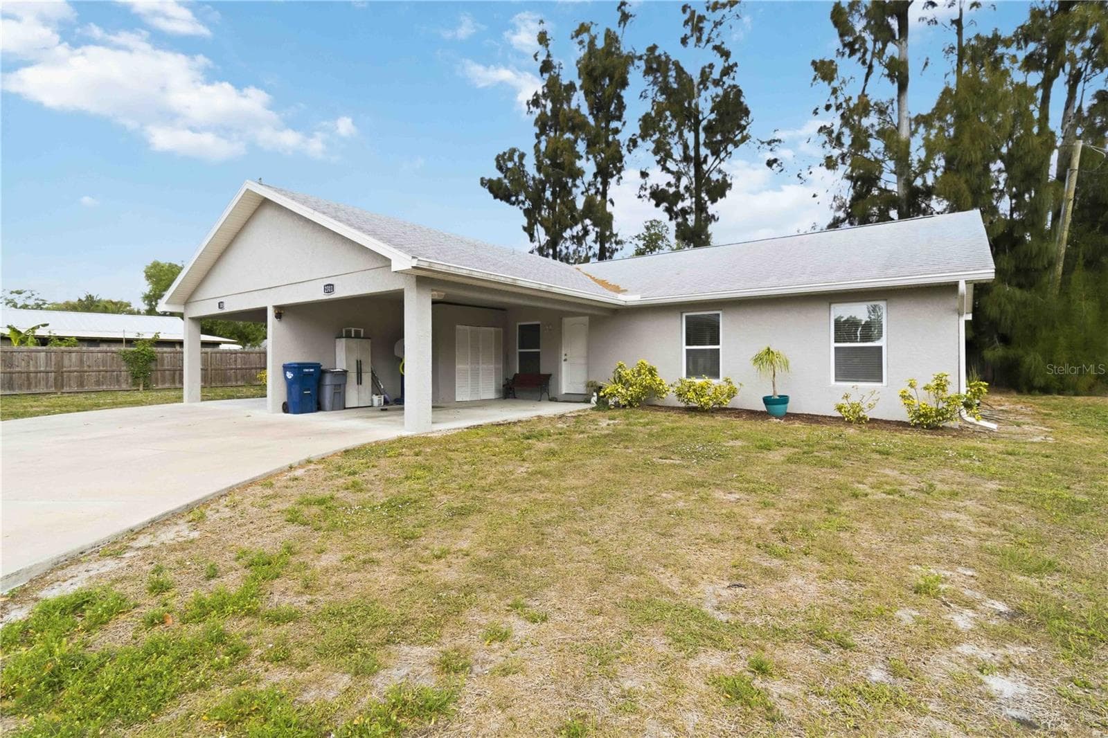 2311 54th Avenue Dr W photo 2