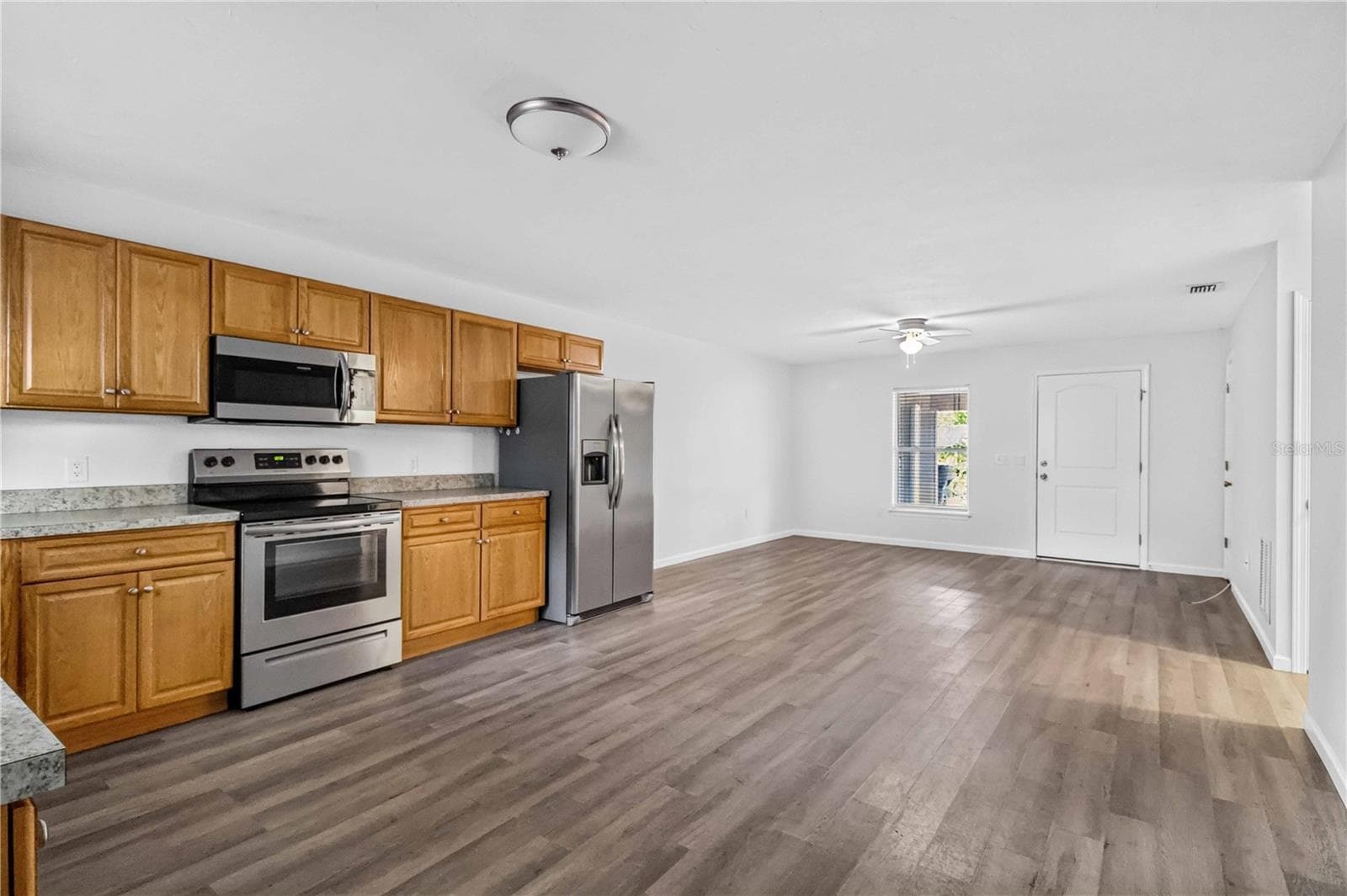 2311 54th Avenue Dr W photo 4