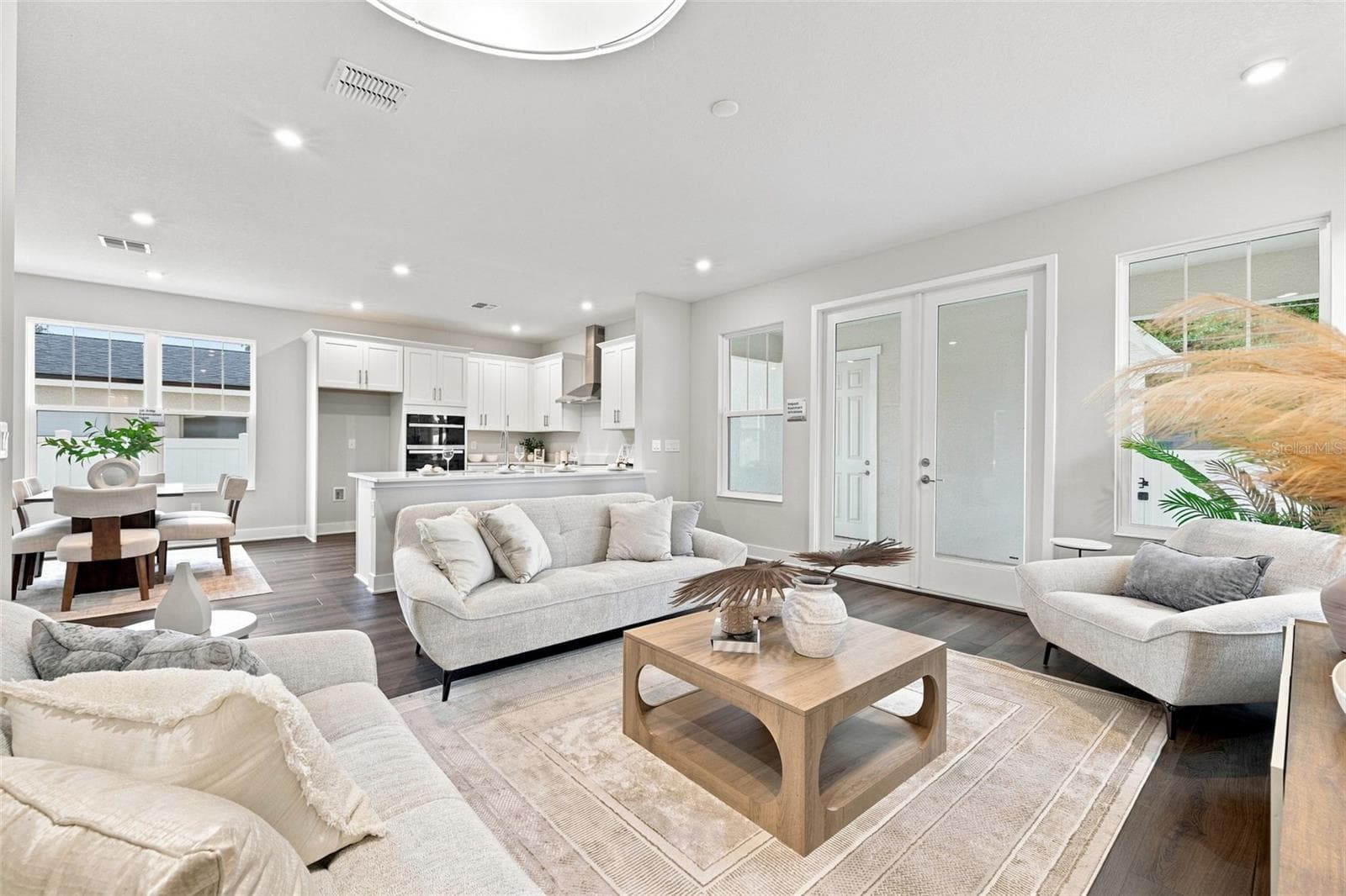 5633 Dartmouth Ave N photo 5
