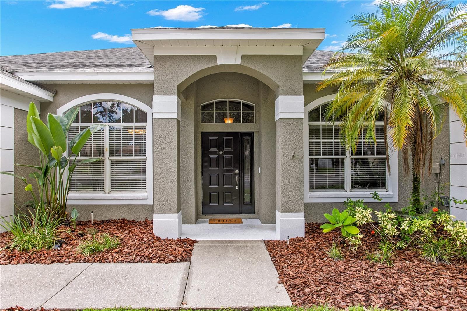 1604 Loriana St photo 3