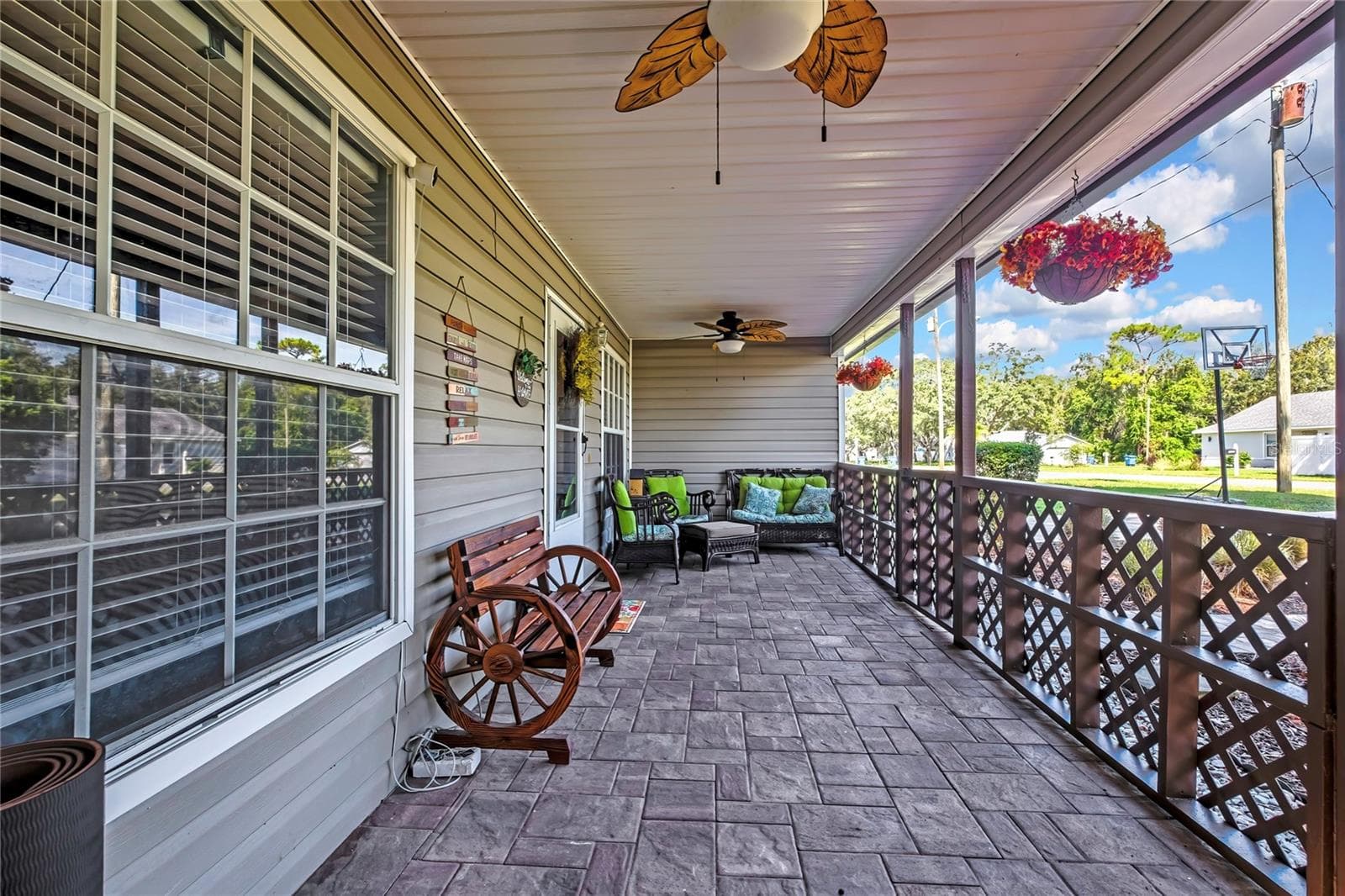 7484 Susquehanna Trl photo 3