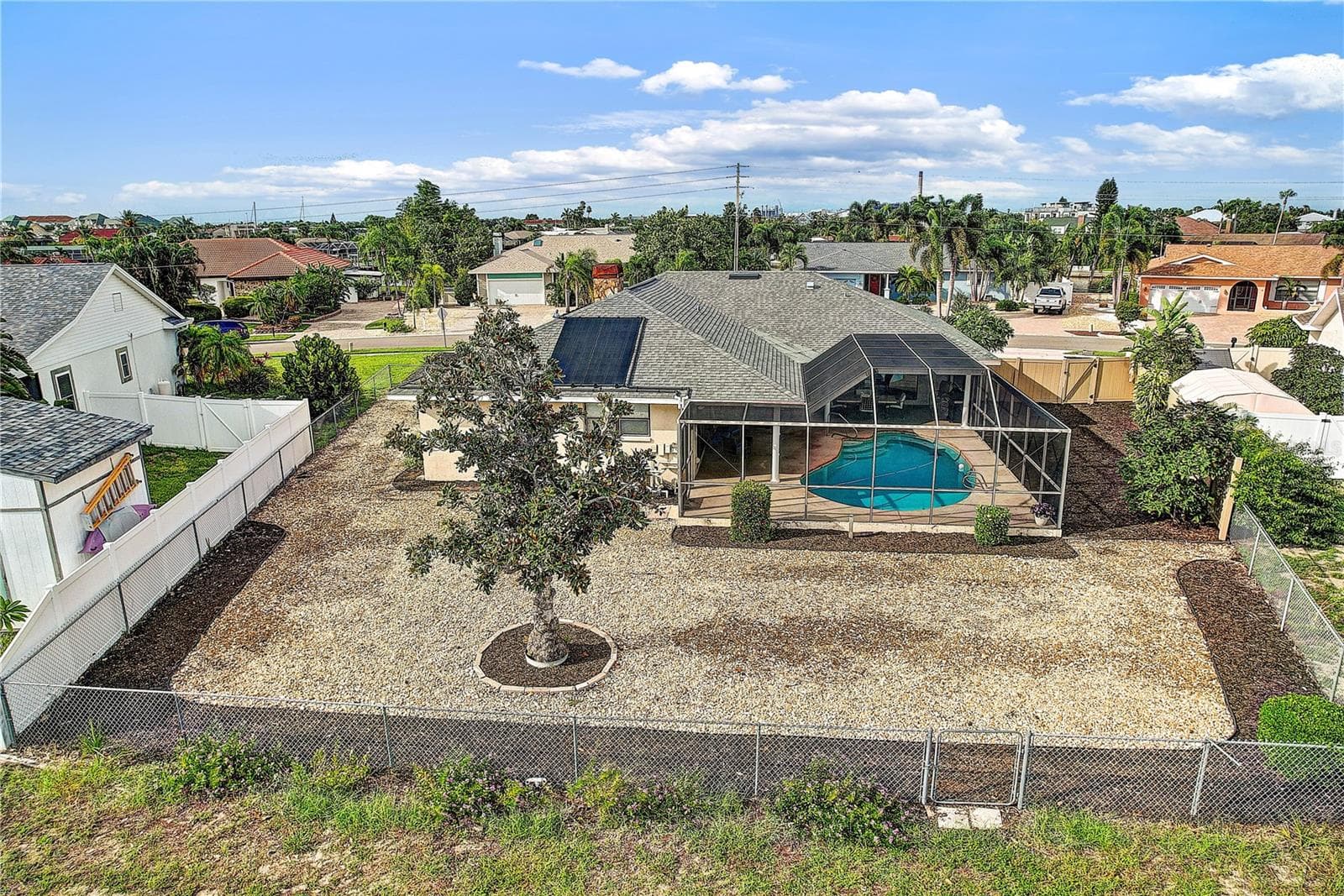 756 Flamingo Dr photo 5