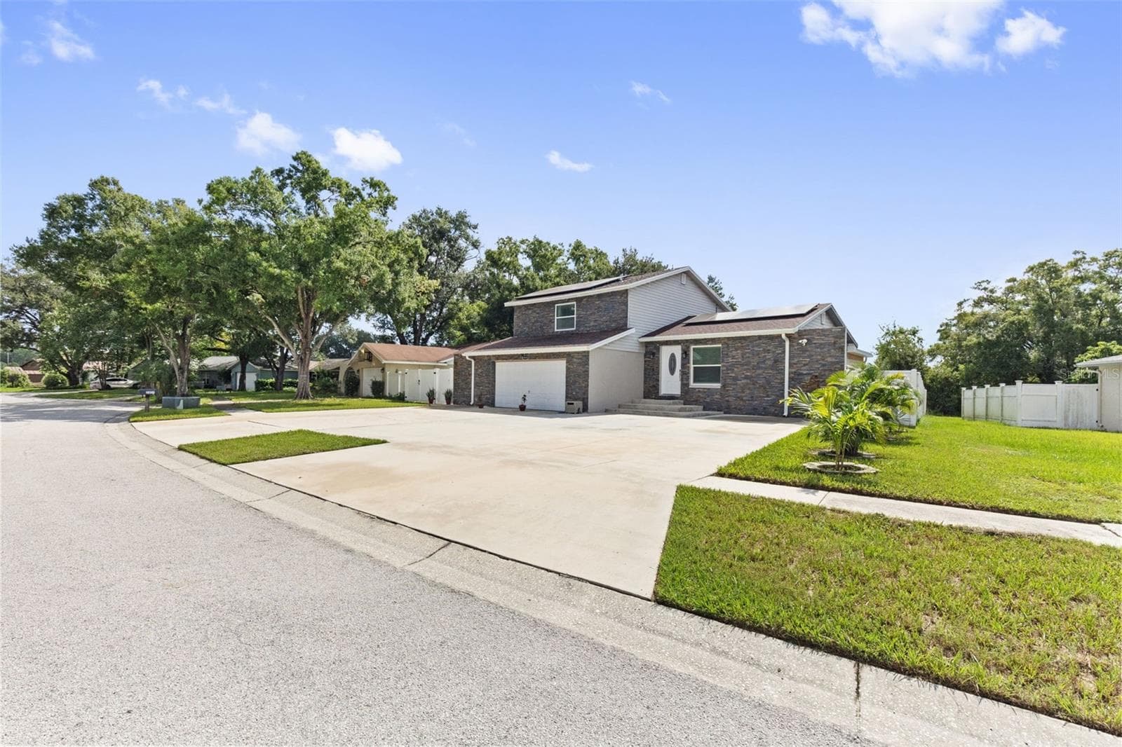 5408 Pentail Cir photo 3