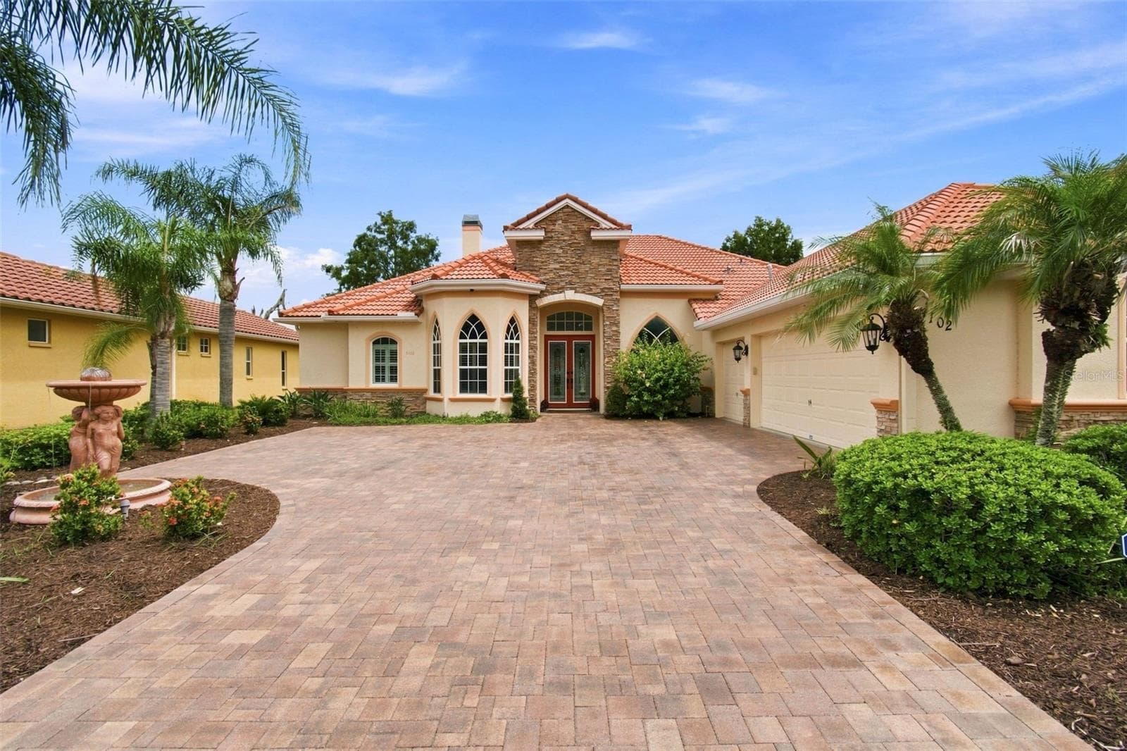 5102 Delacroix Dr photo 2