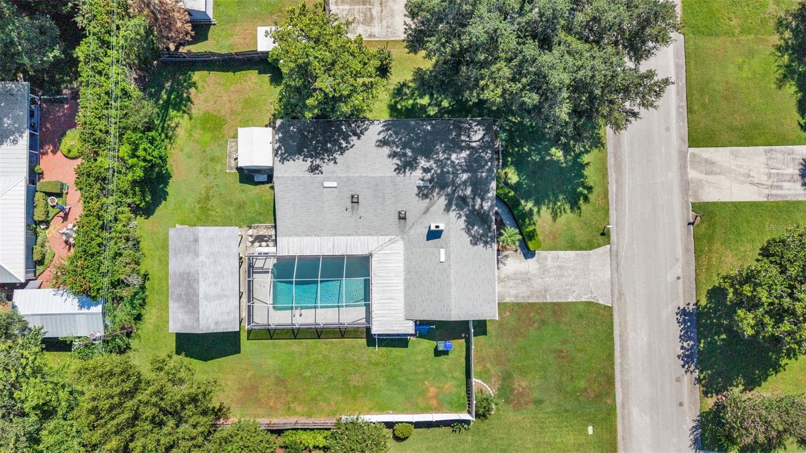 1722 Dooley Ln photo 4