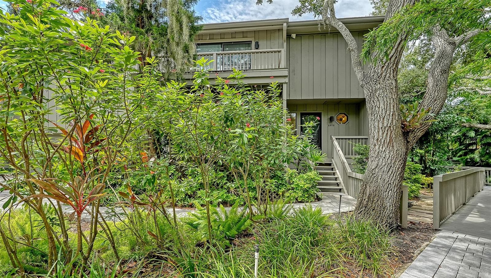 1372 Landings Pt #28 photo 4
