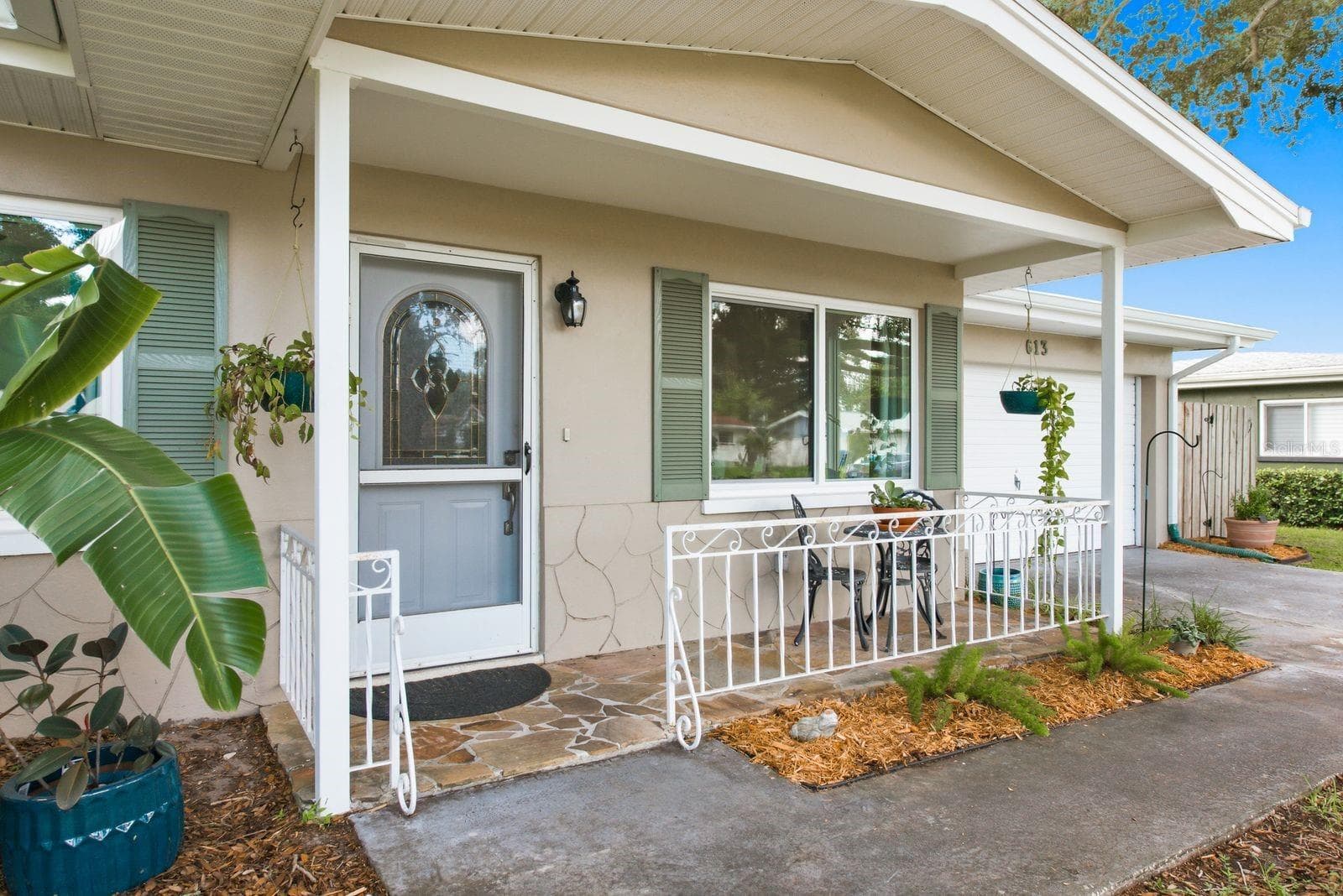 613 Imperial Dr photo 3