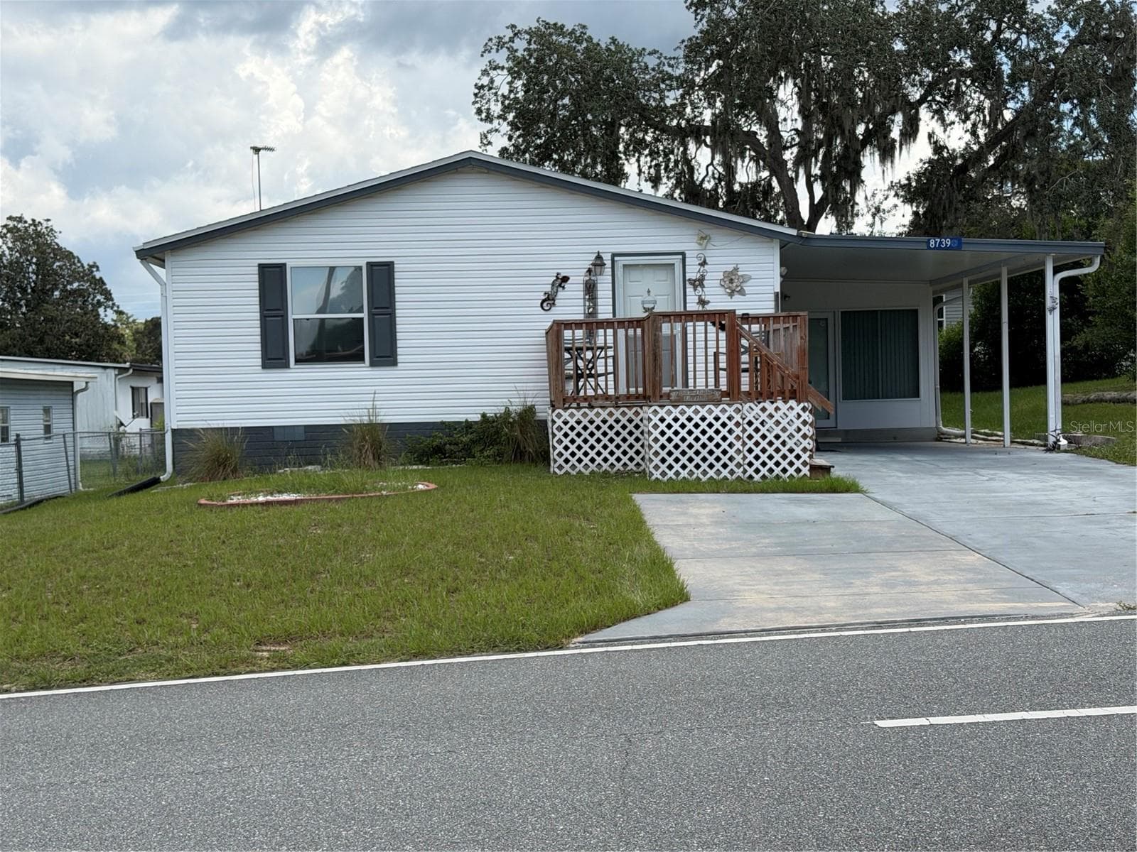 8739 Highpoint Blvd photo 2