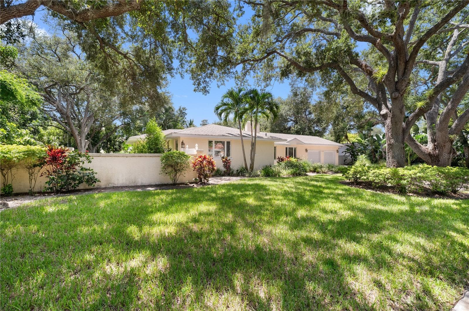 1722 North Dr photo 4
