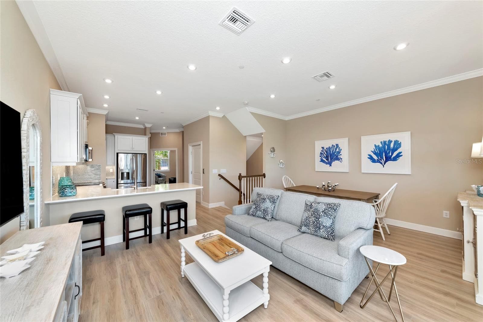 5589 Cannes Cir #4-102 photo 4