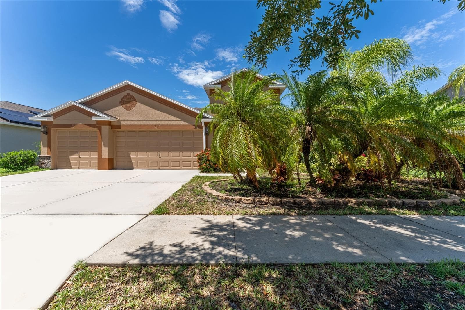 2637 Yukon Cliff Dr photo 2