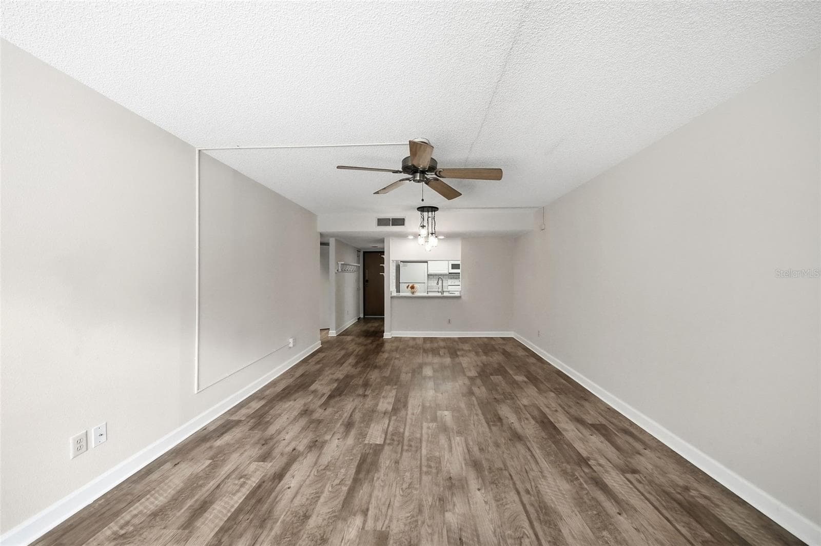 13604 S Village Dr #2210 photo 3