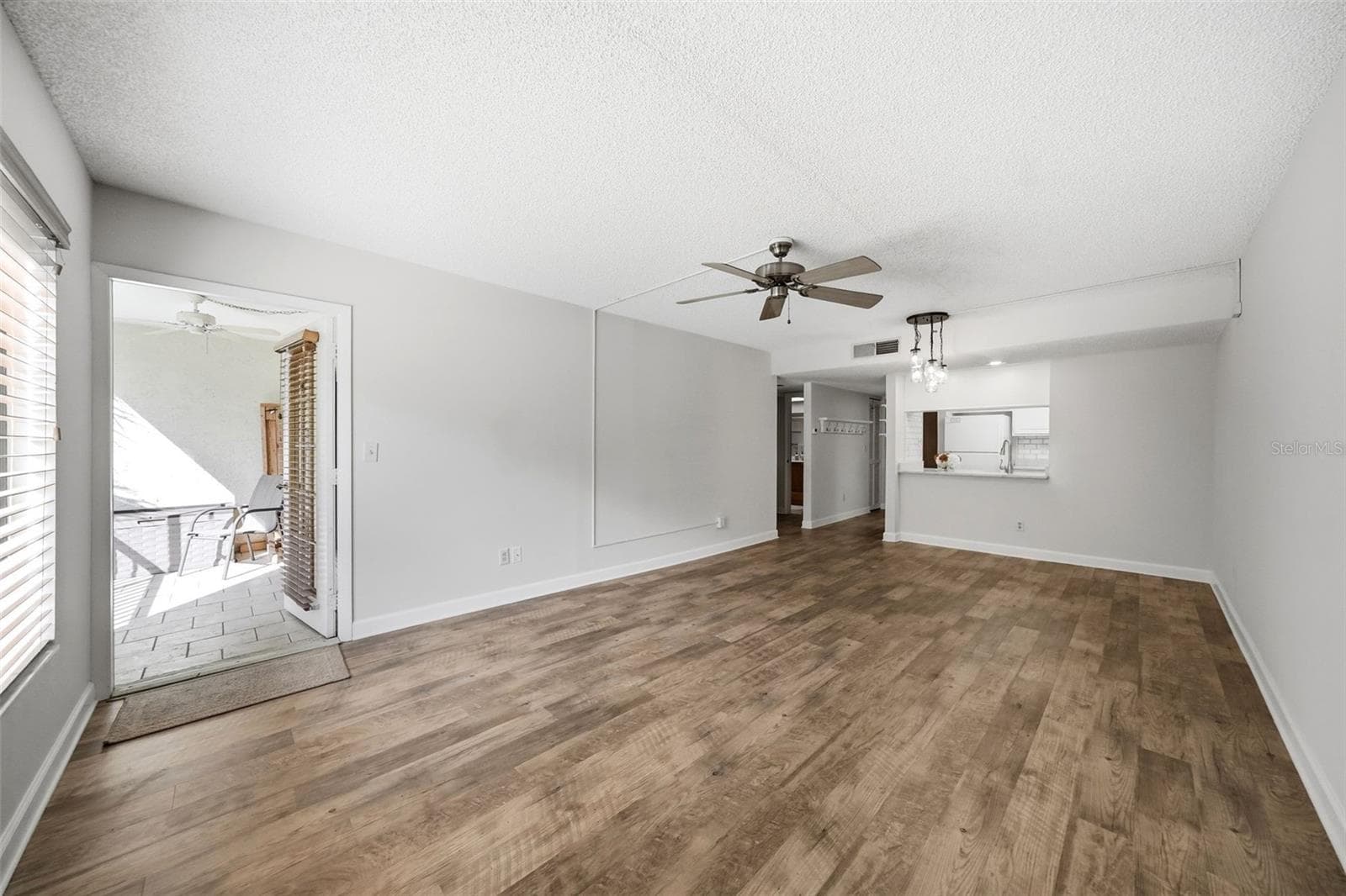 13604 S Village Dr #2210 photo 5